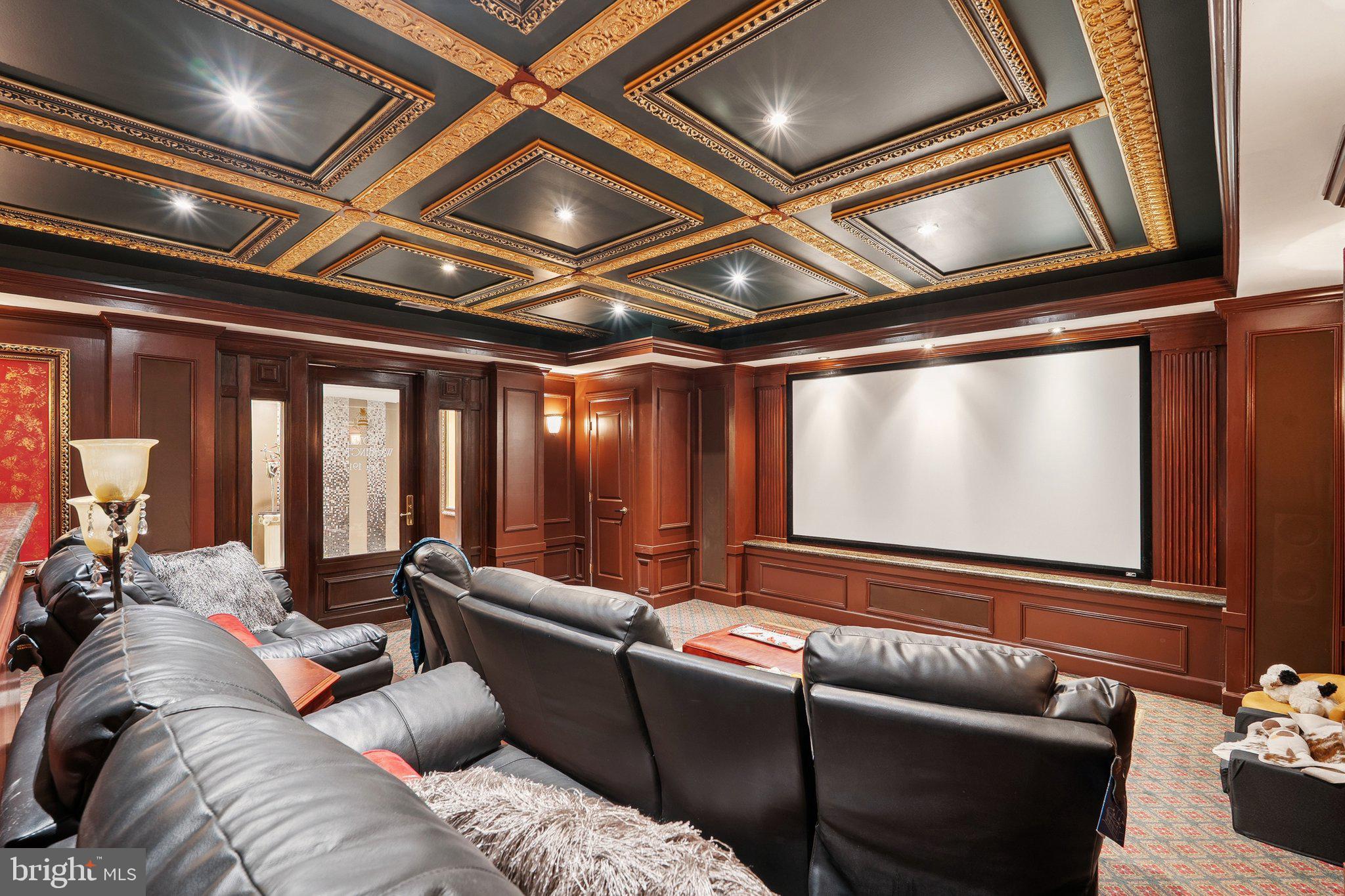 SENECA RIDGE - Residential