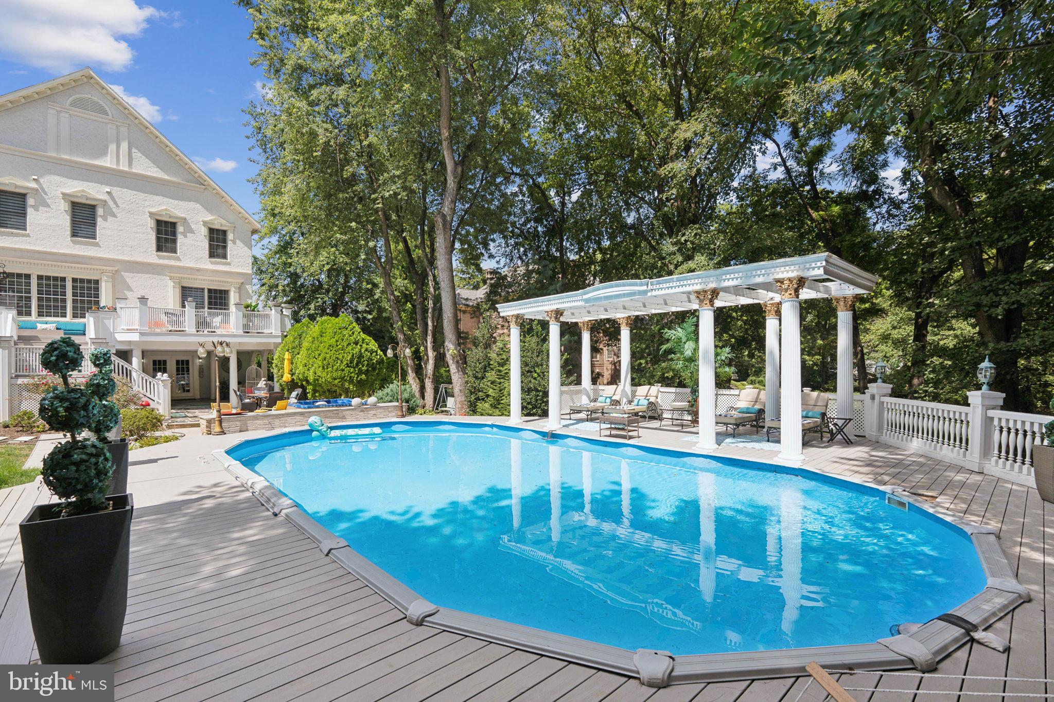 SENECA RIDGE - Residential