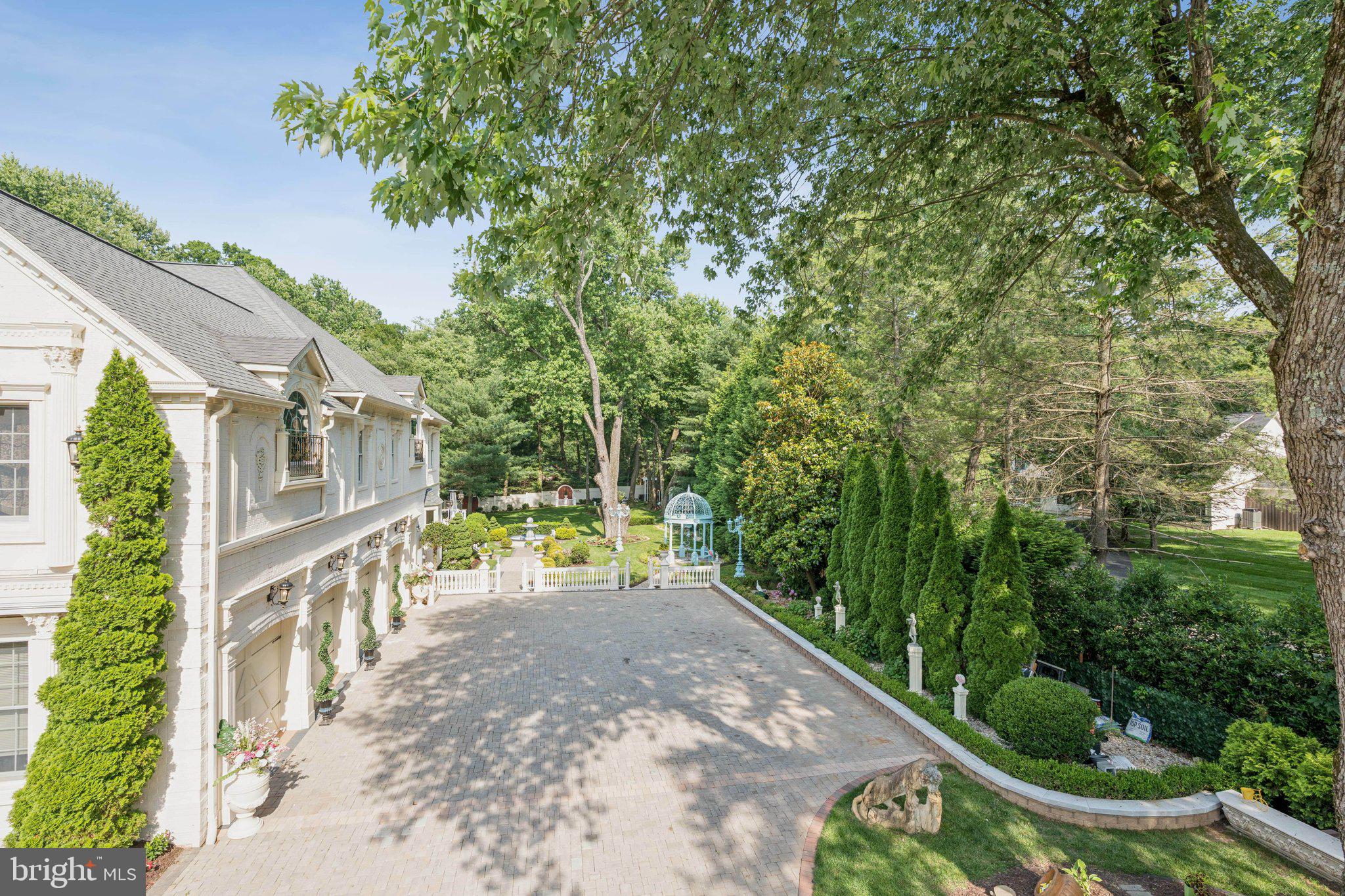 SENECA RIDGE - Residential