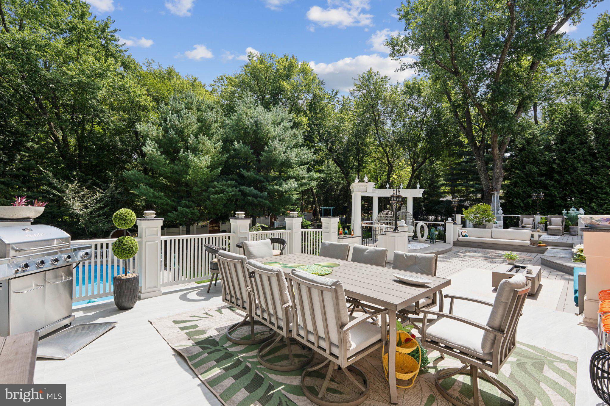 SENECA RIDGE - Residential