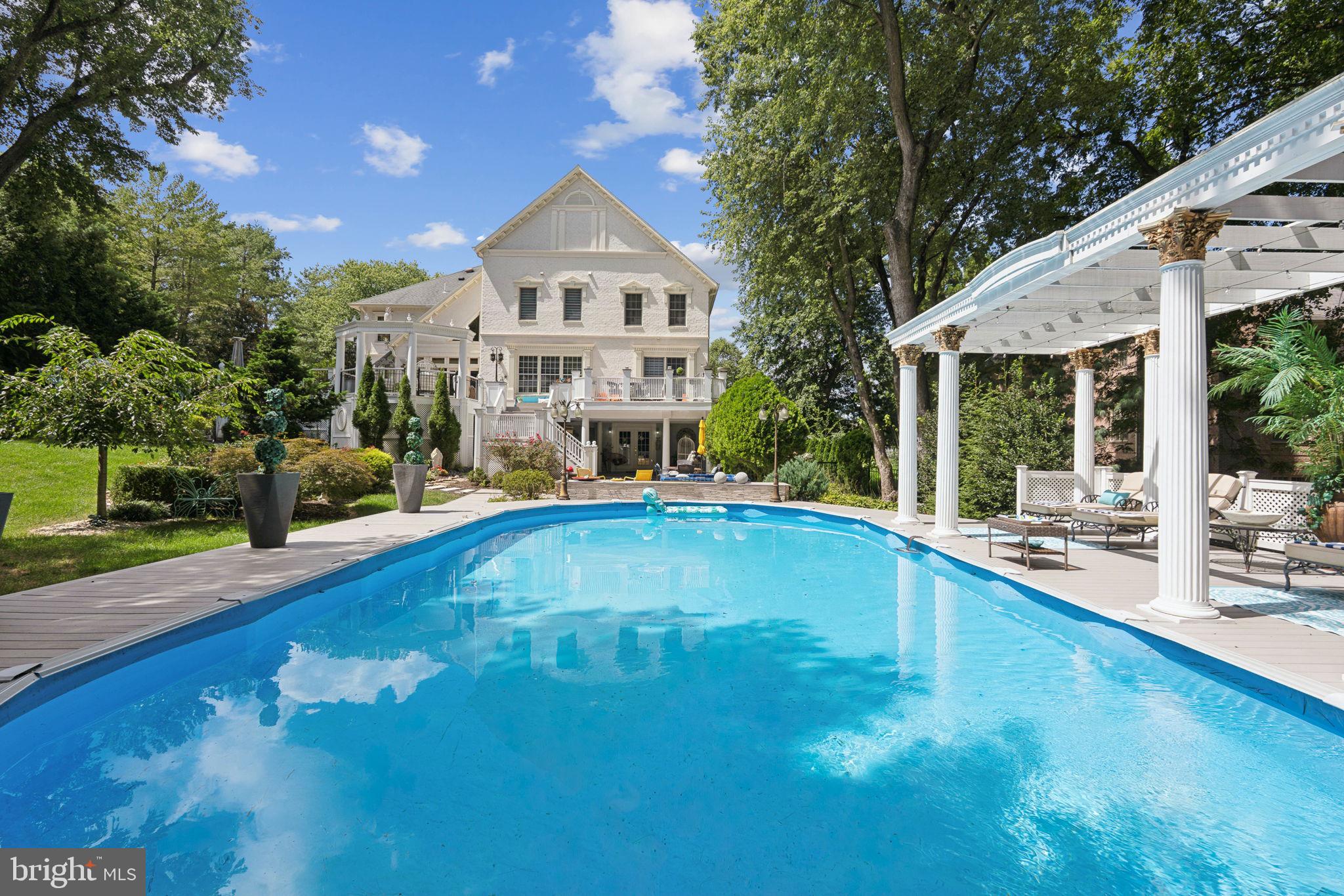 SENECA RIDGE - Residential