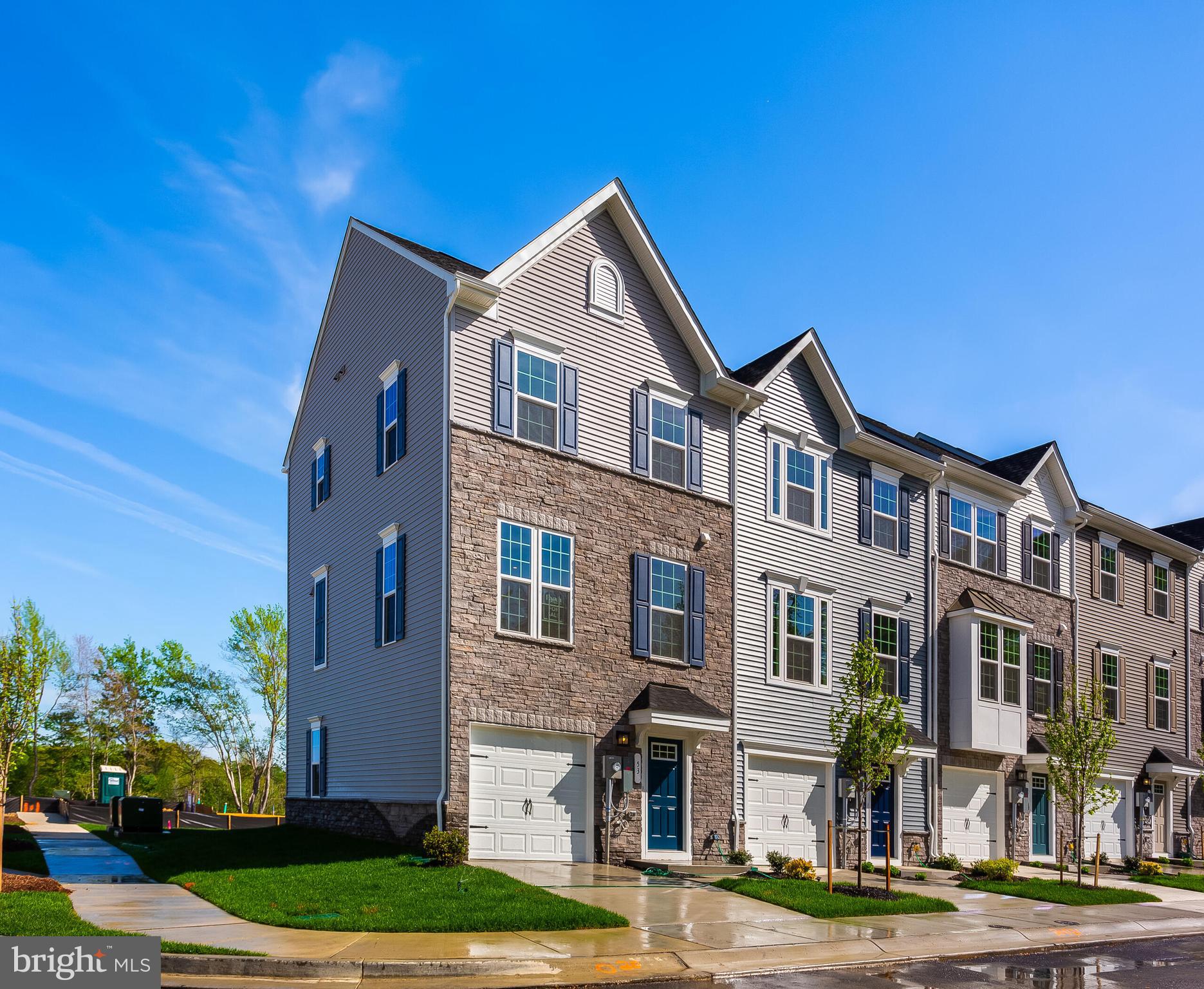 18 CHESAPEAKE LANE E