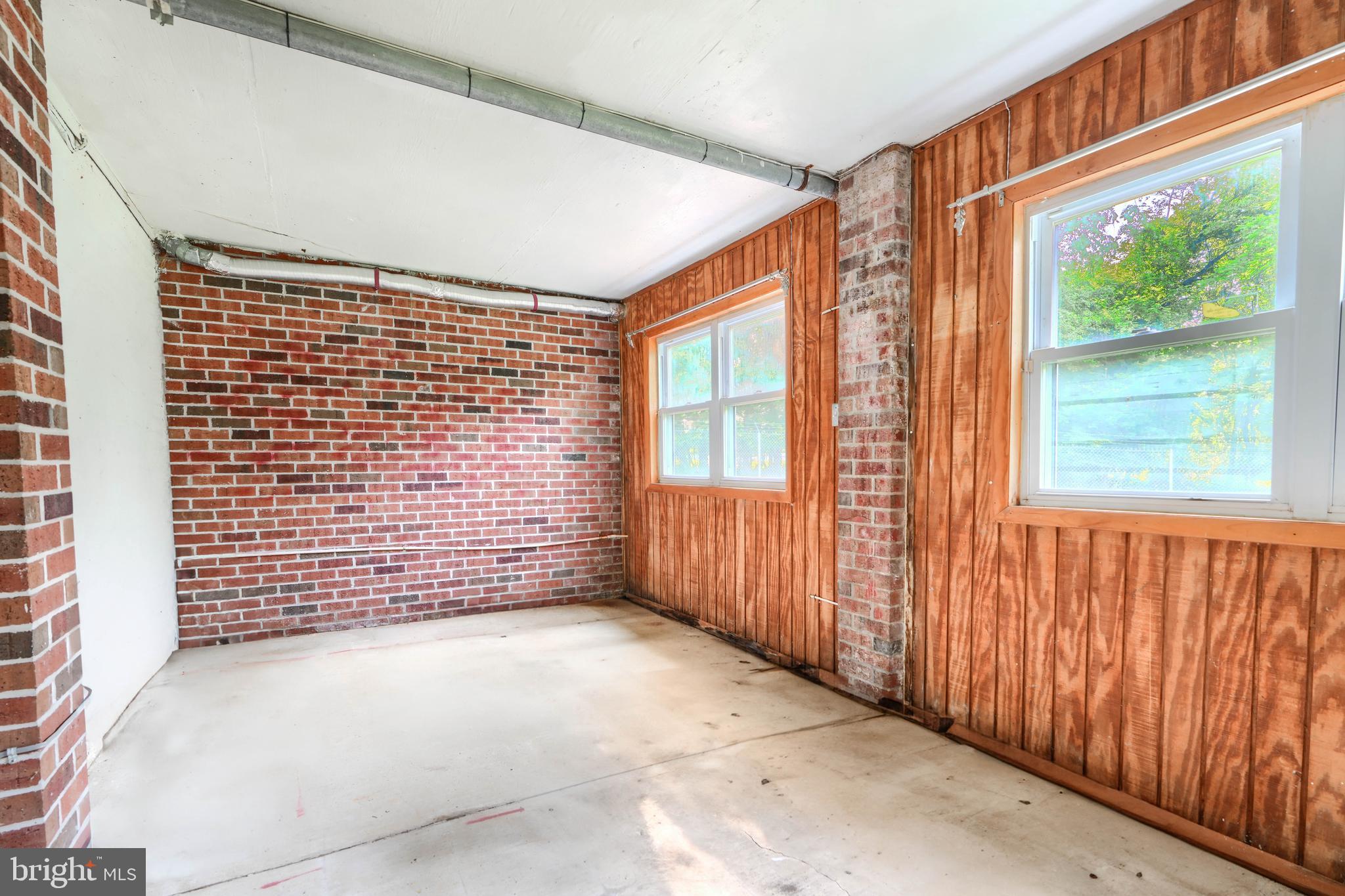 CEDAR MILLS - Residential