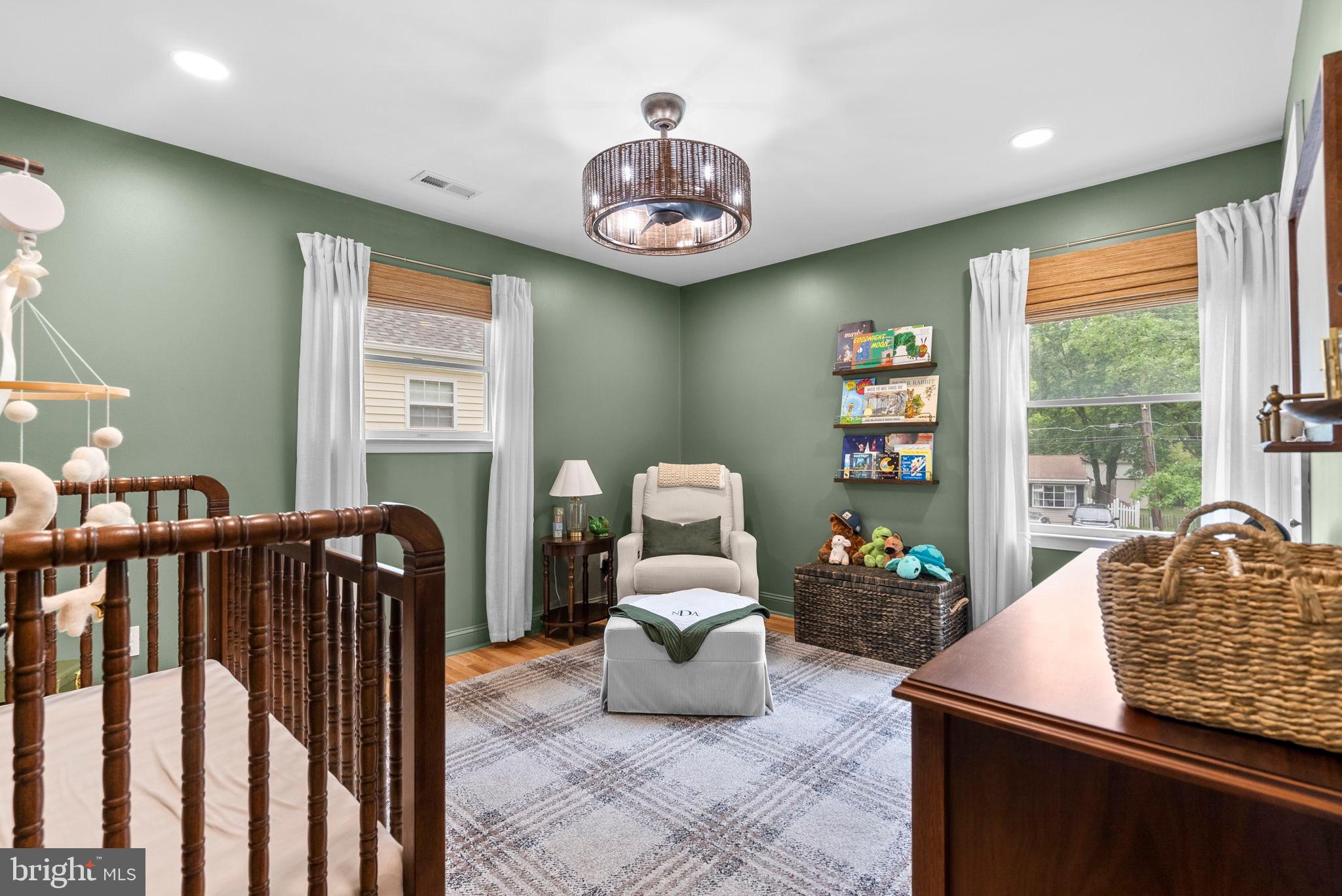FRANKLIN MANOR - Residential