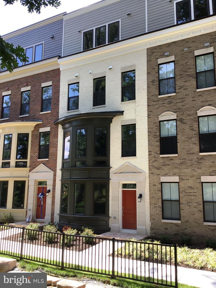 Beautiful New Construction home looks out to Central Park at the National Harbor. You will enjoy the Wet Bar located in the loft area w/ the 2 sided fireplace that extends onto the rooftop terrace. Perfect place for entertaining. Lovely kitchen includes Stainless Steel appliances w/ Hazelnut Glaze cabinets. Closing Assistance of $25,000 with the use of preferred lender.  *Some Images are for likeness purposes only*