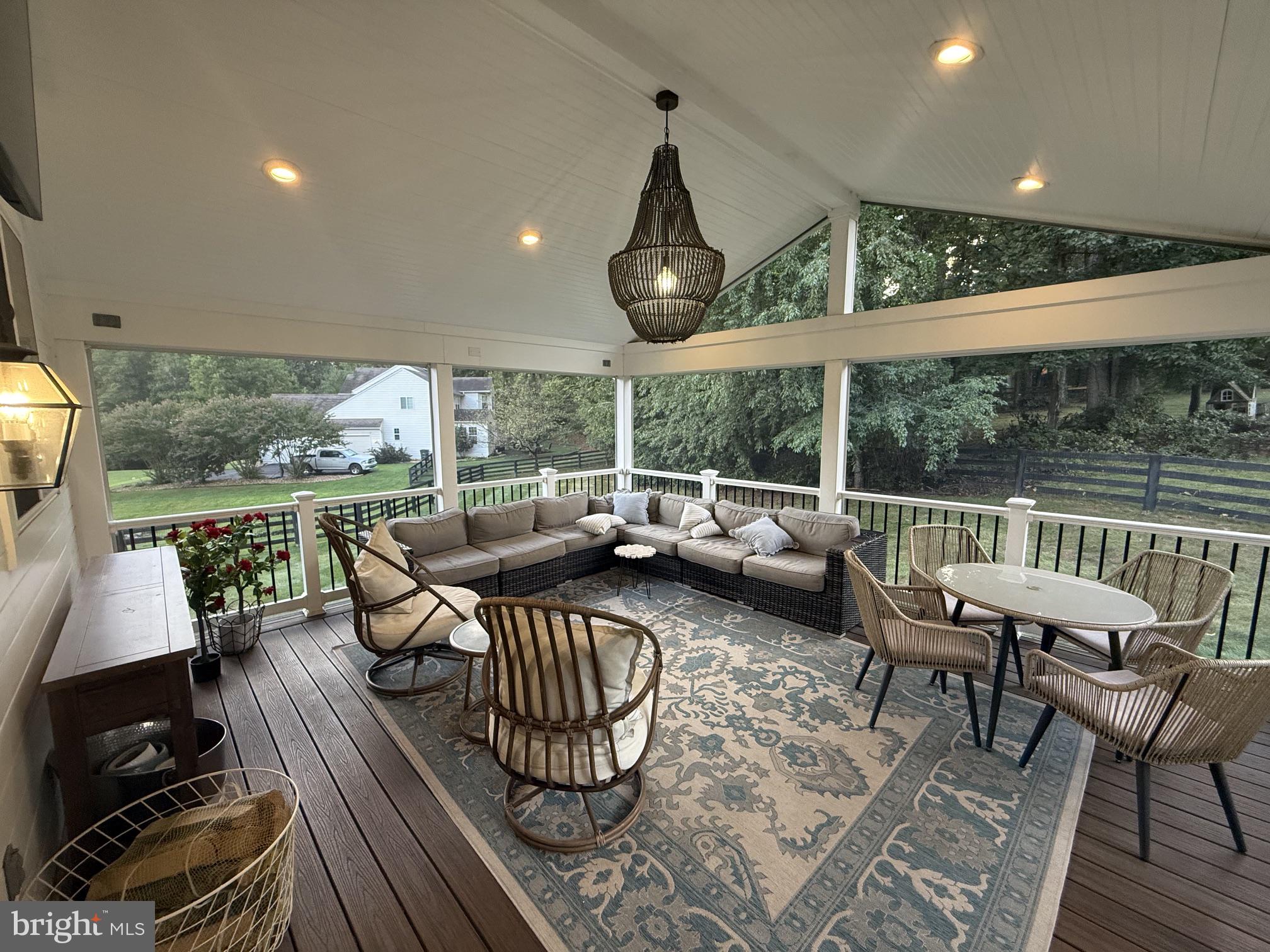 7189 FREEMONT HILL COURT