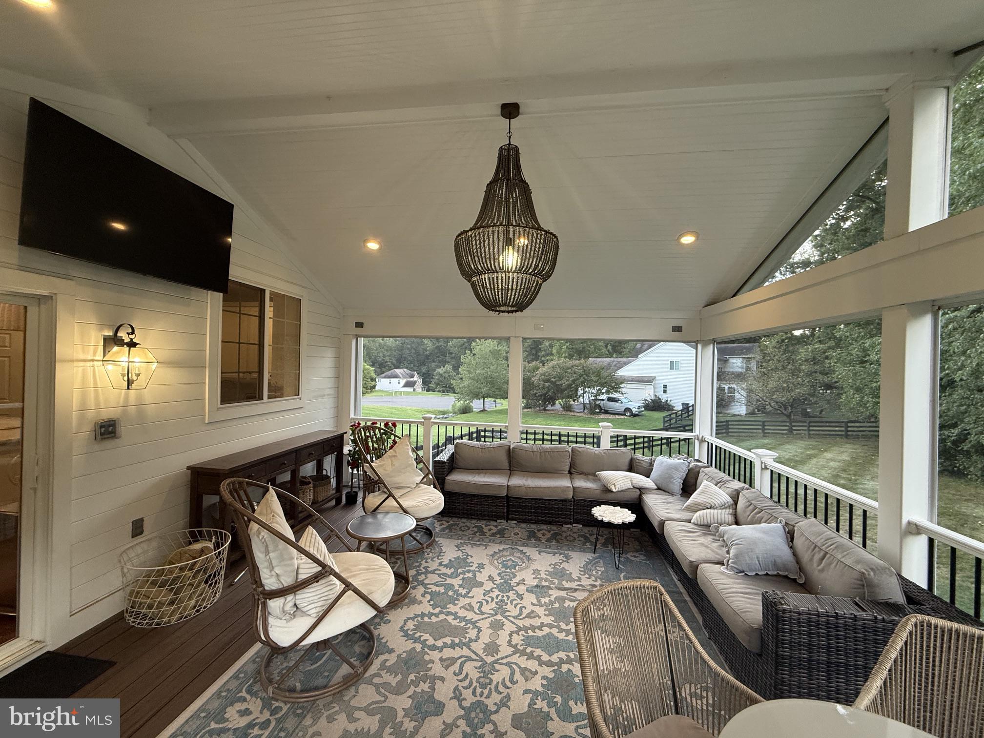 7189 FREEMONT HILL COURT