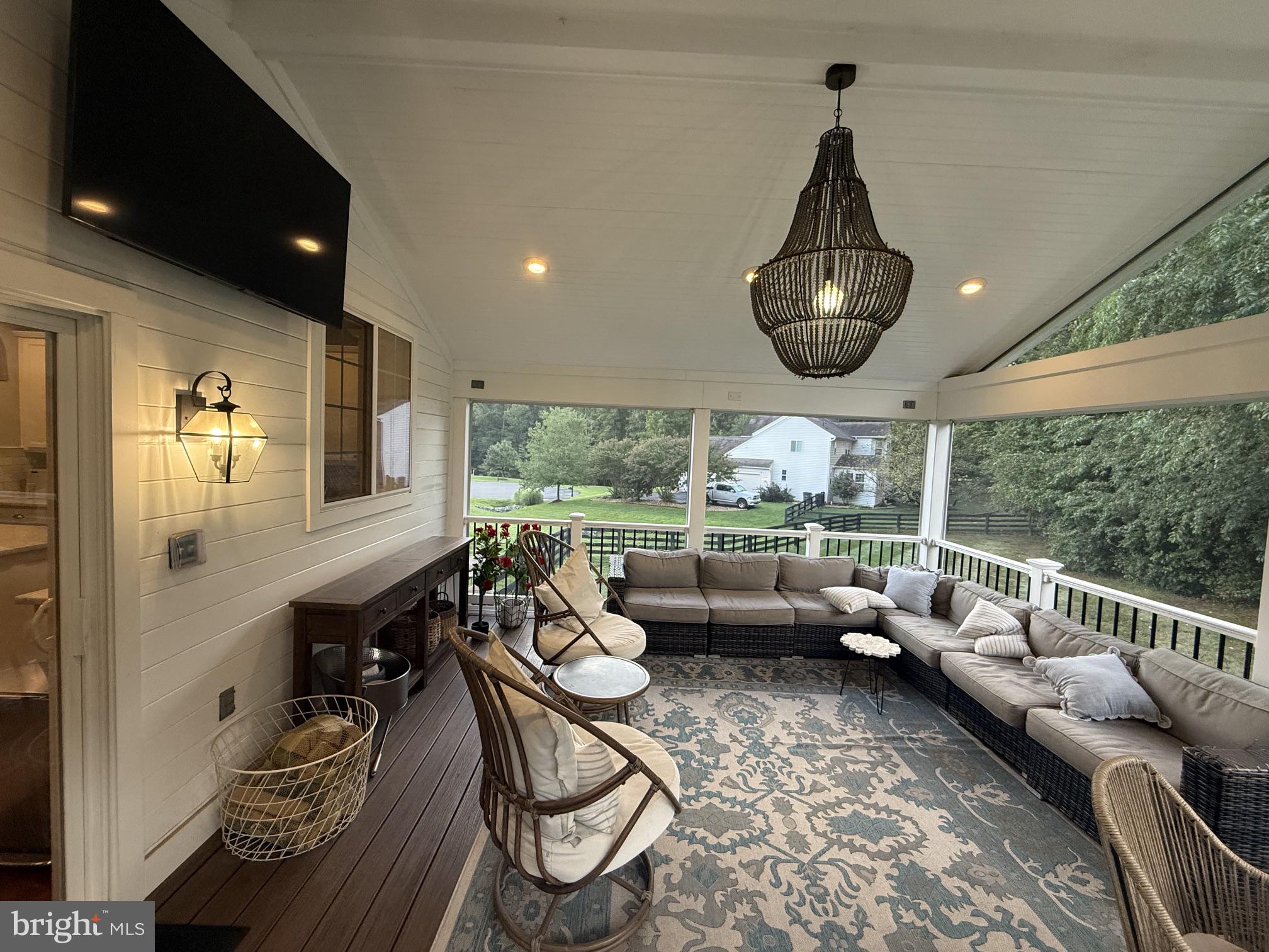 7189 FREEMONT HILL COURT