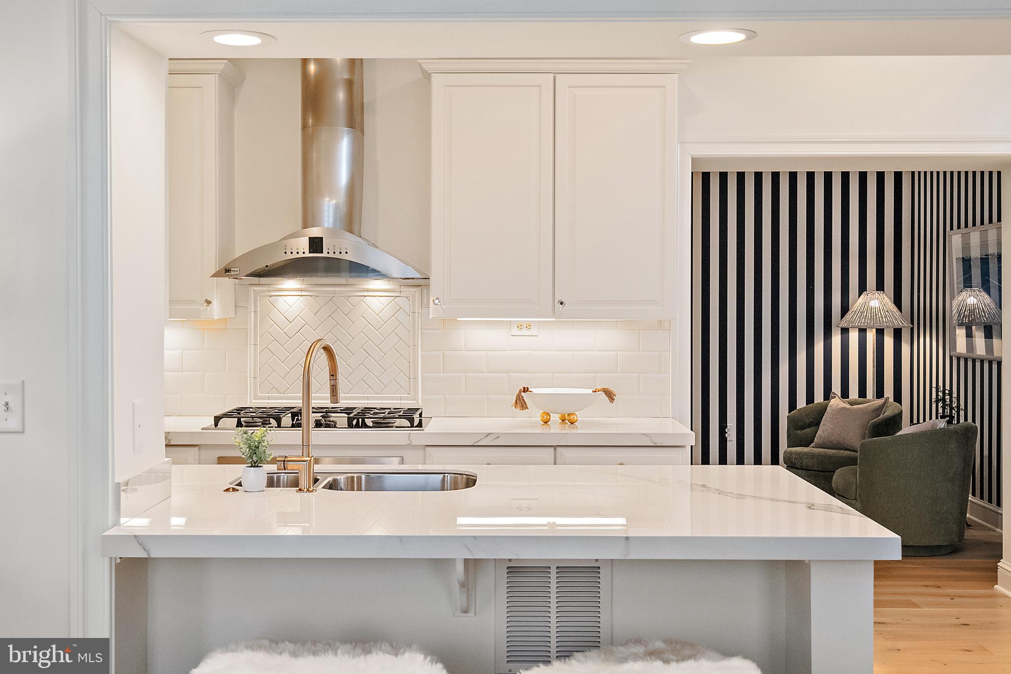 ACTONS LANDING CONDOS - Residential