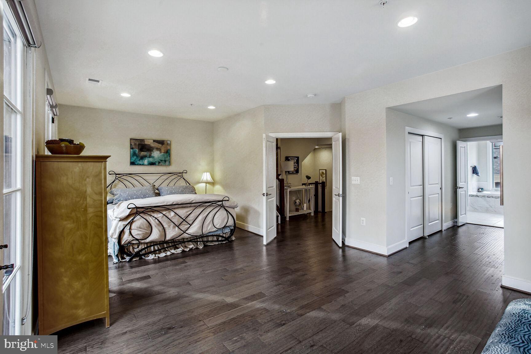 POTOMAC YARD - Residential