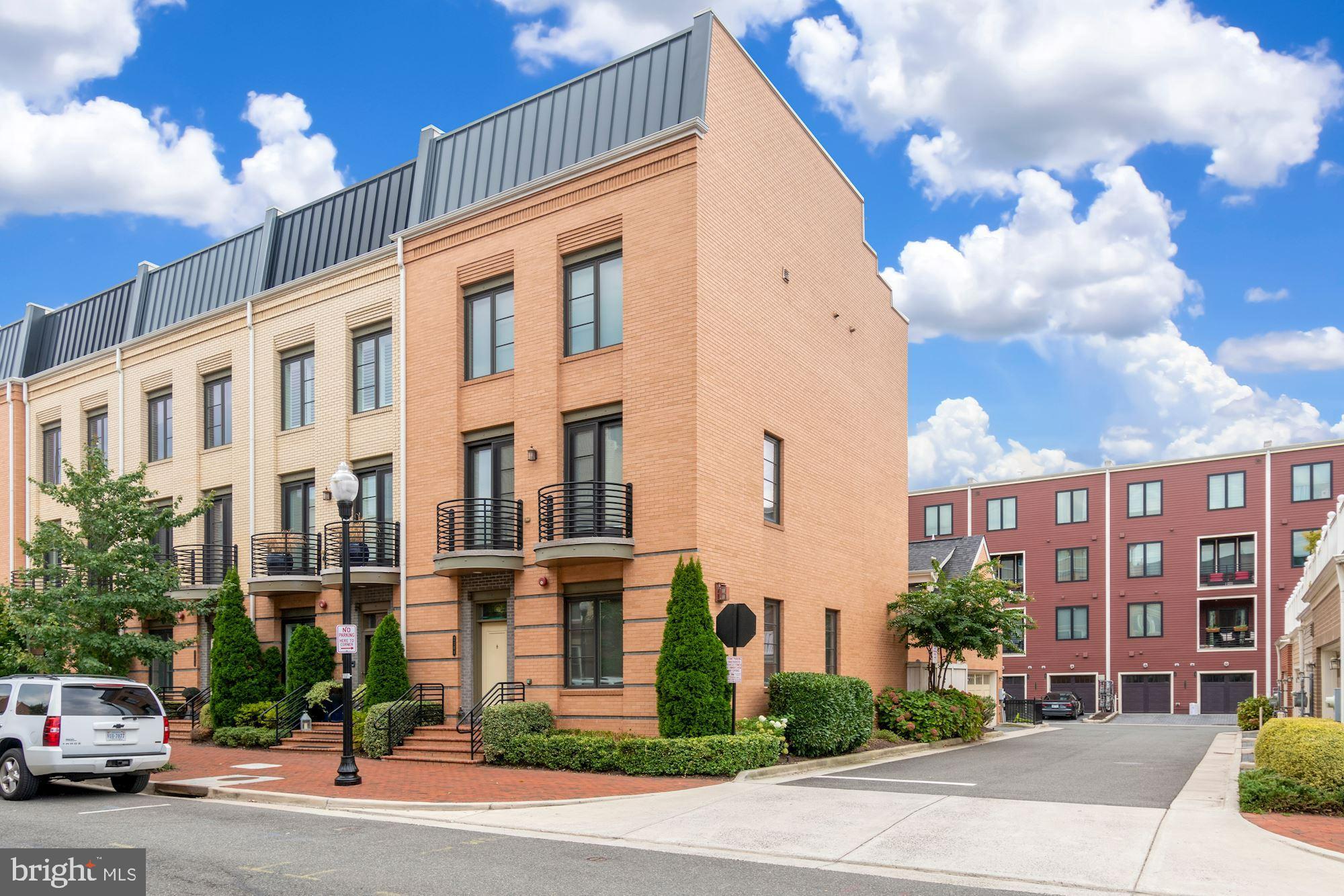 POTOMAC YARD - Residential