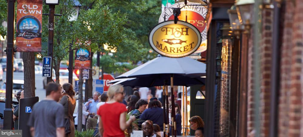 POTOMAC YARD - Residential