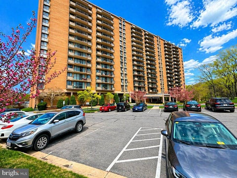 Condo For Sale - 6100 Westchester Park Drive #1517<br/> COLLEGE PARK, MD 20740