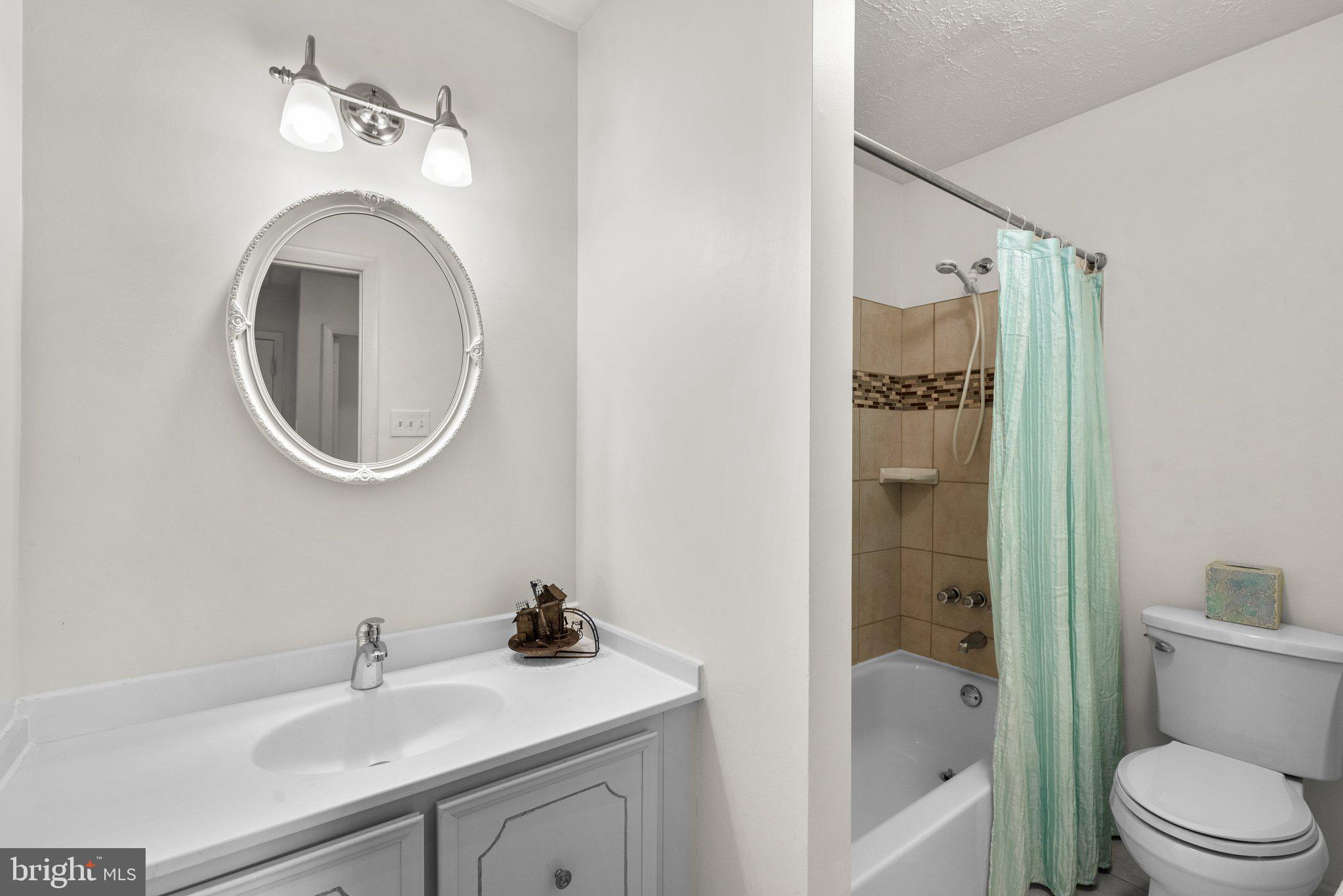 NEW CUT FARMS - Residential