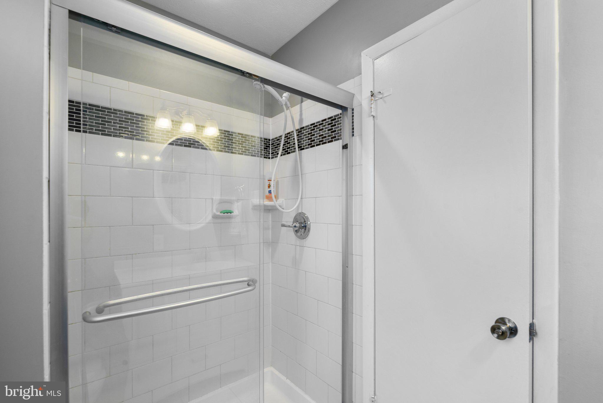 NEW CUT FARMS - Residential