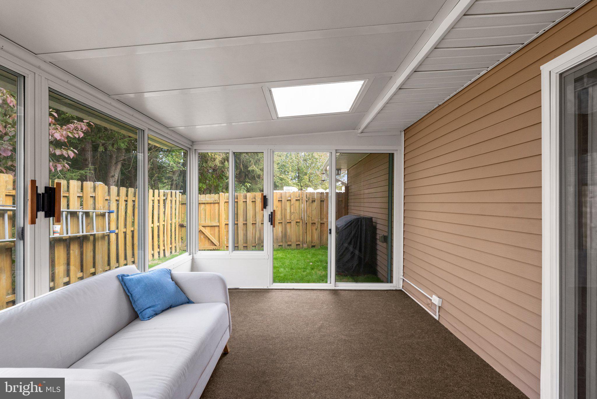 NEW CUT FARMS - Residential