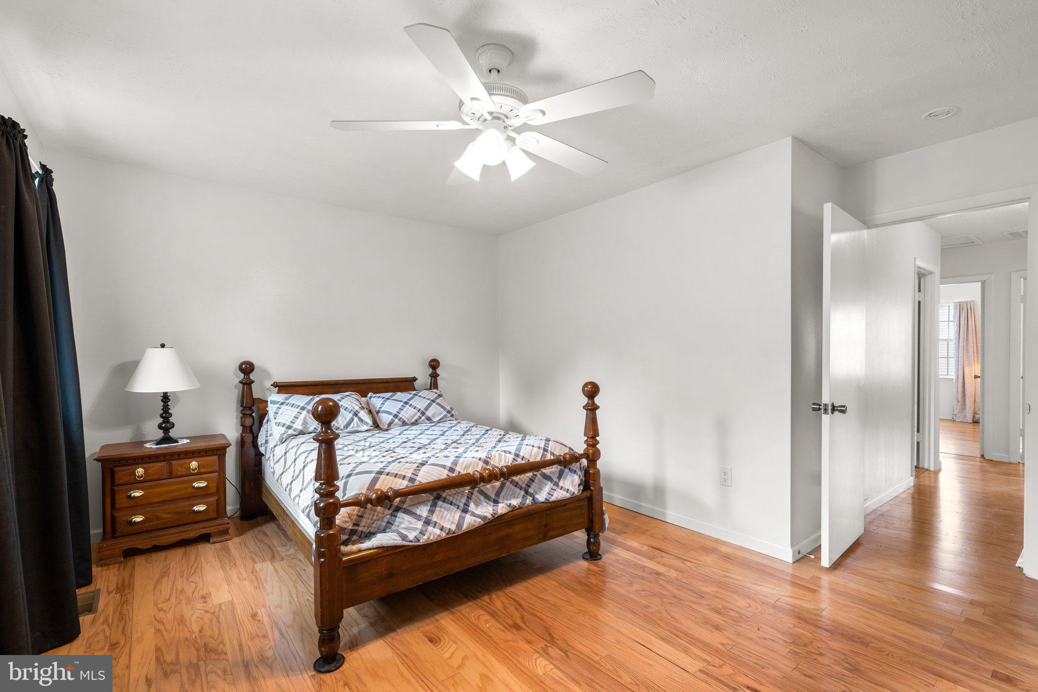 NEW CUT FARMS - Residential