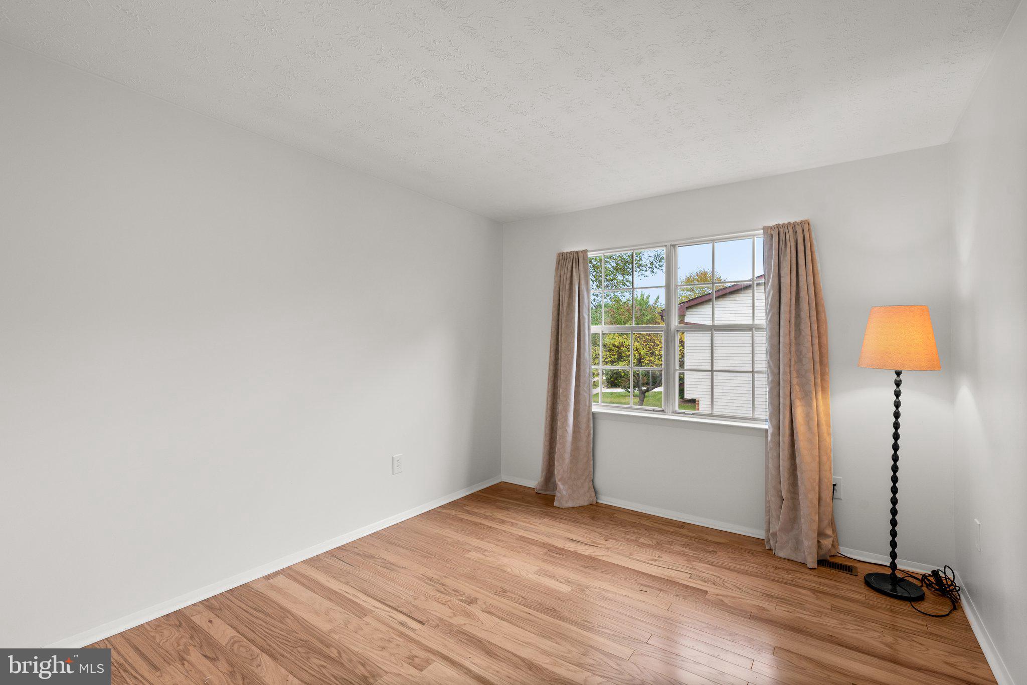 NEW CUT FARMS - Residential