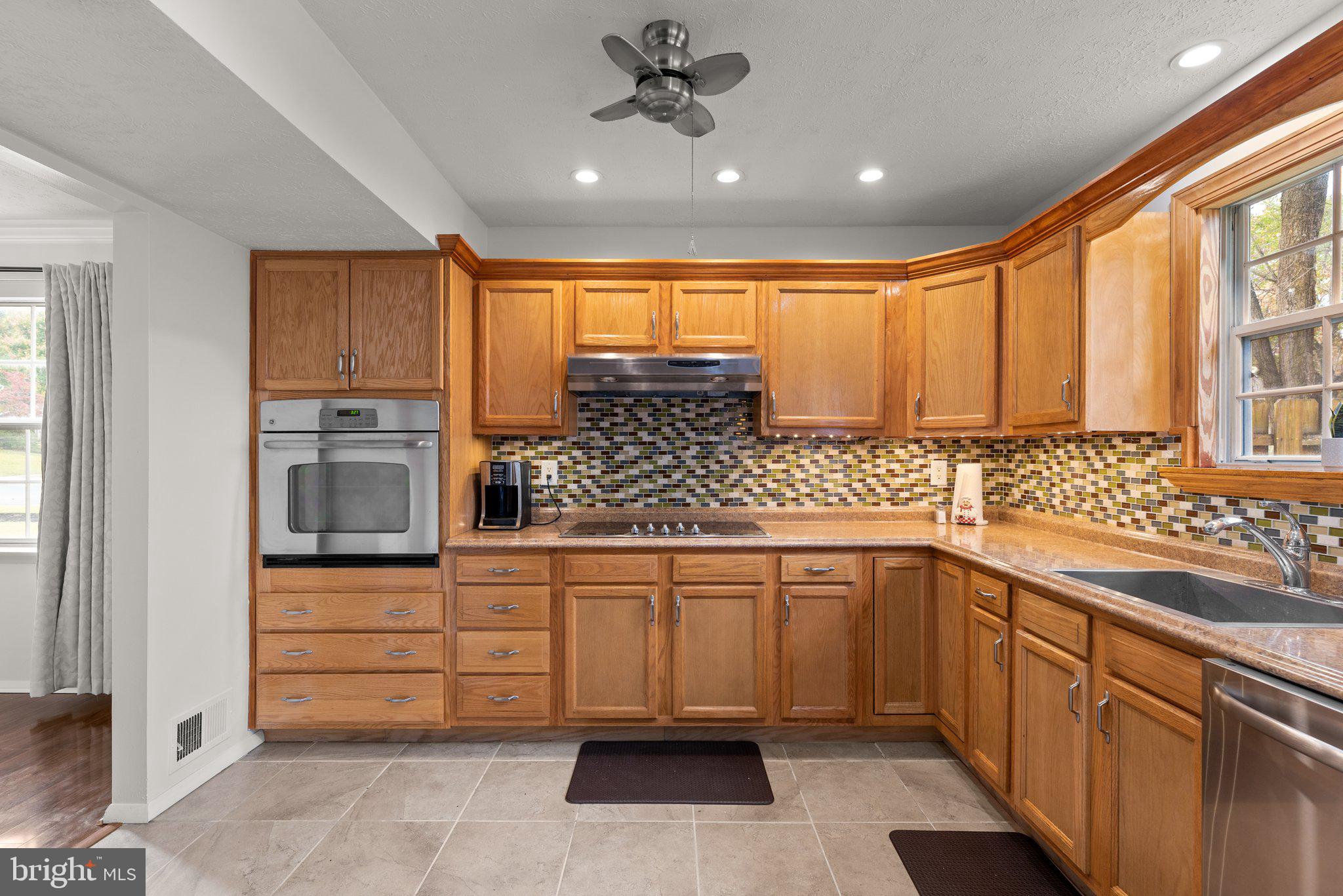 NEW CUT FARMS - Residential