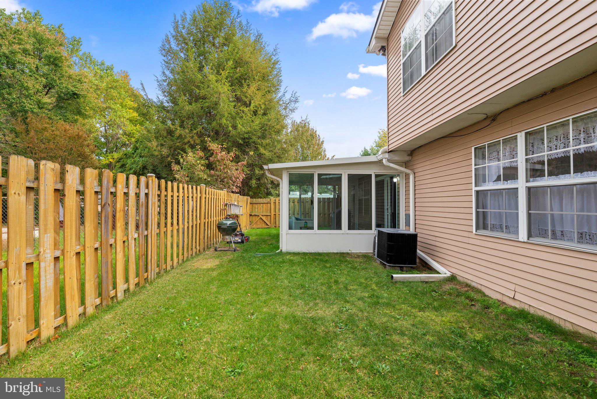 NEW CUT FARMS - Residential