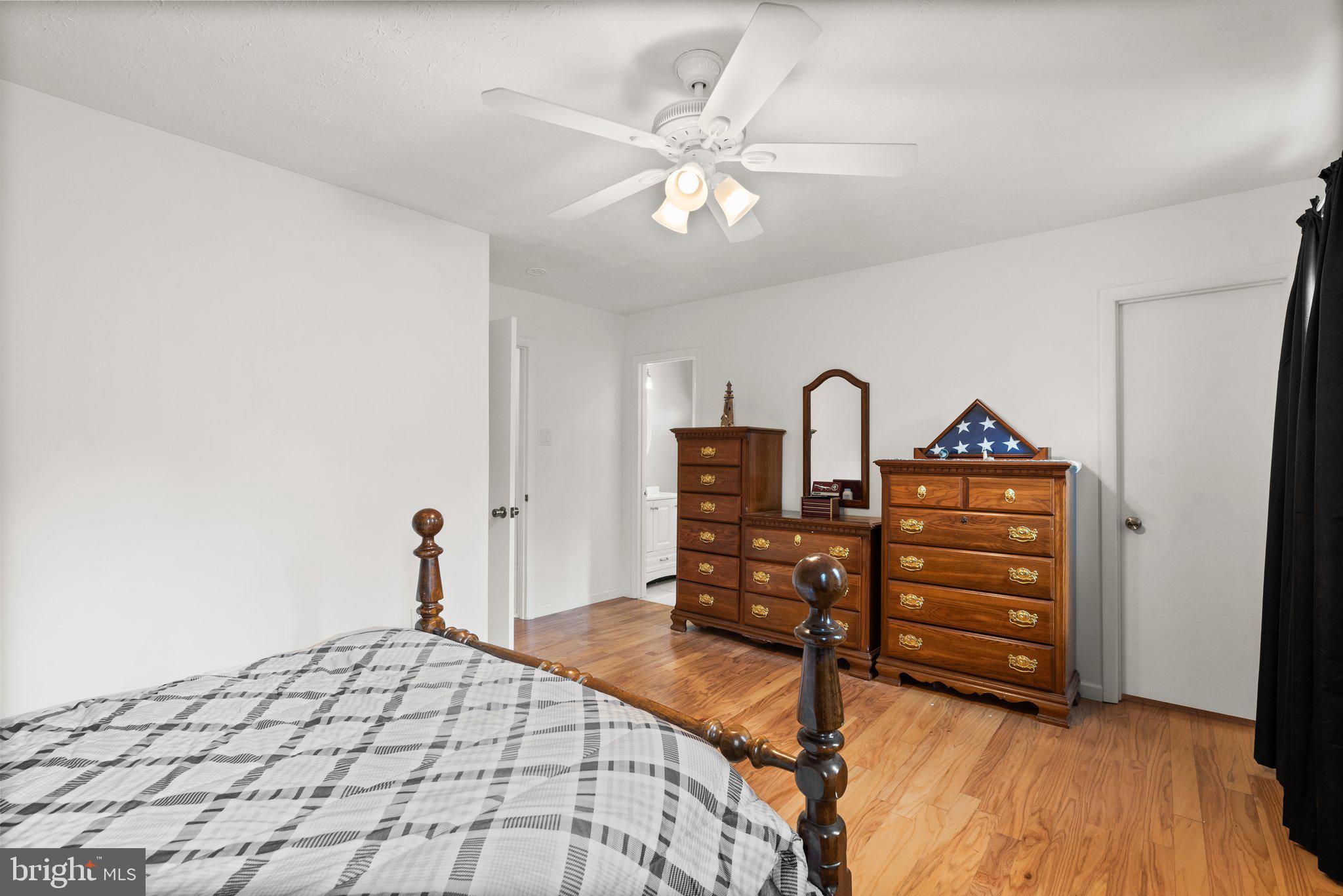 NEW CUT FARMS - Residential