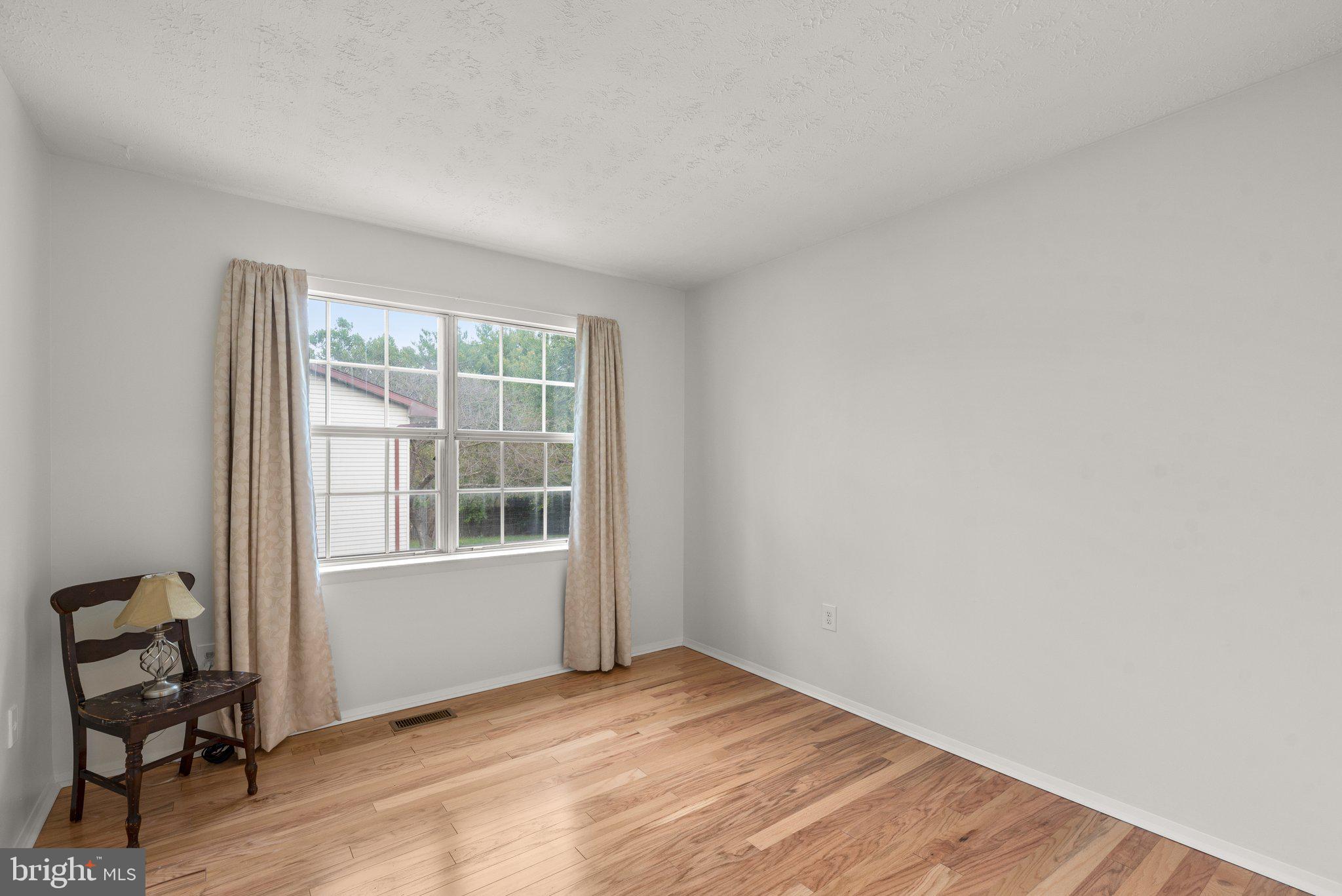 NEW CUT FARMS - Residential