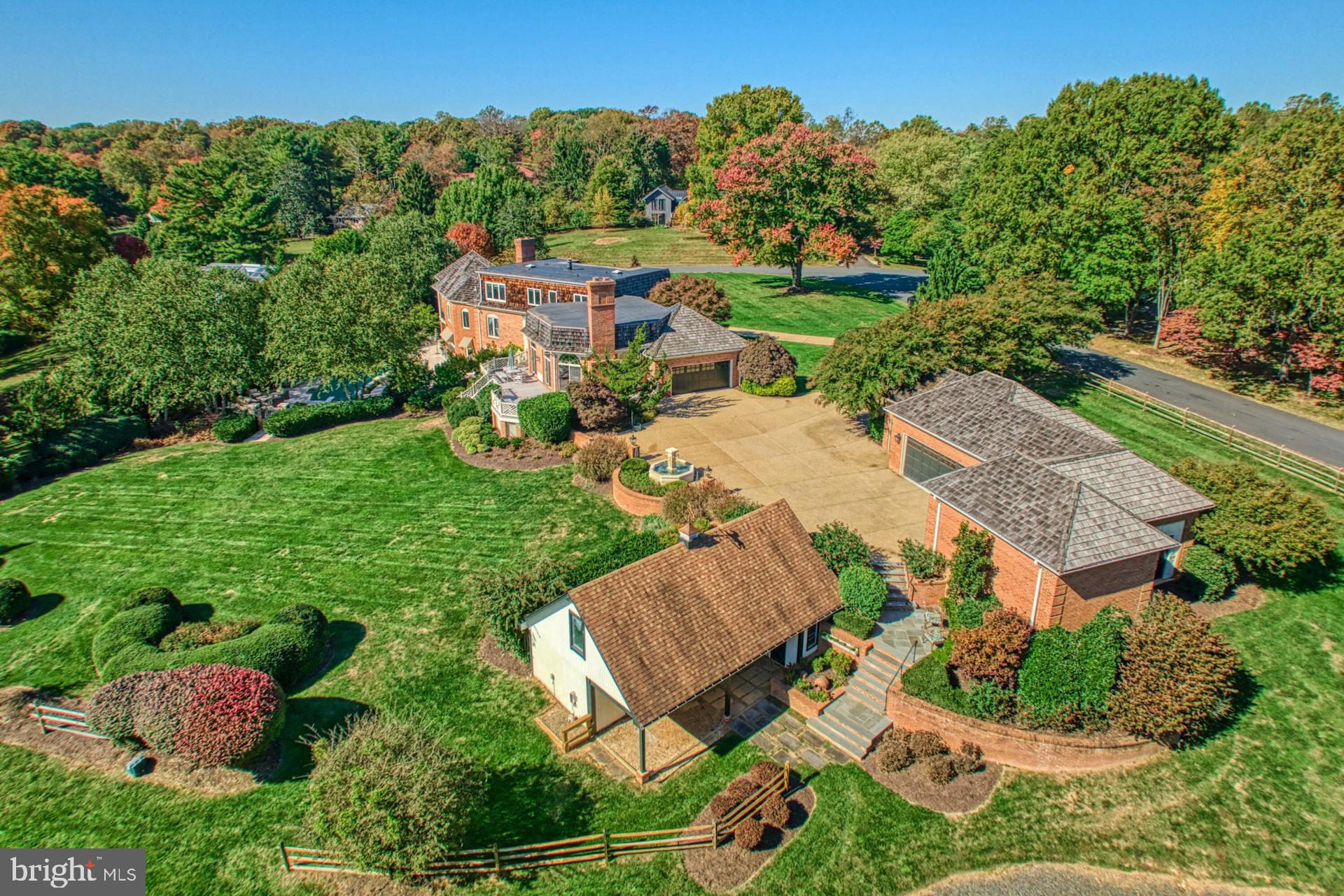 FOX LAKE - Residential