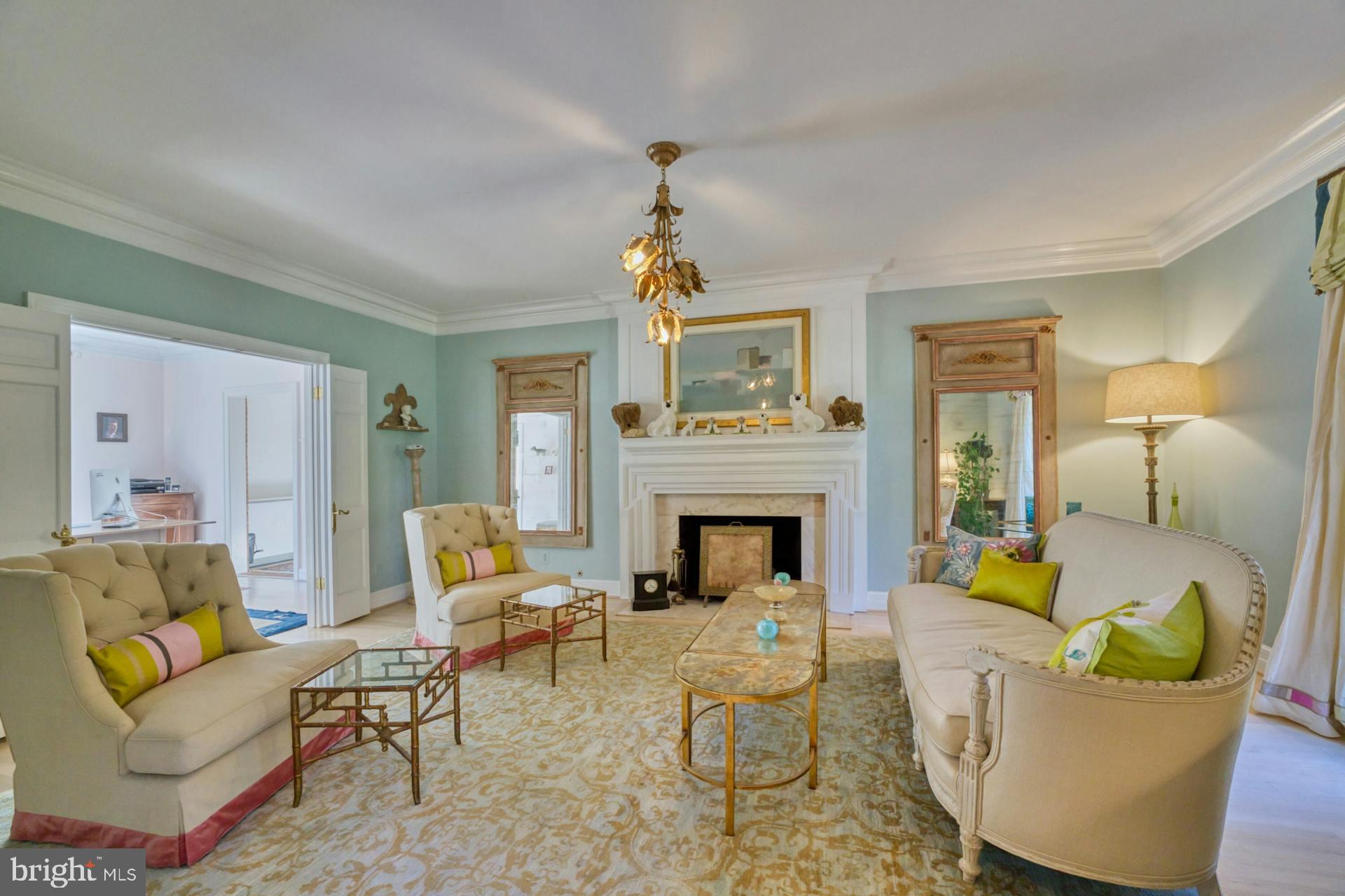 FOX LAKE - Residential