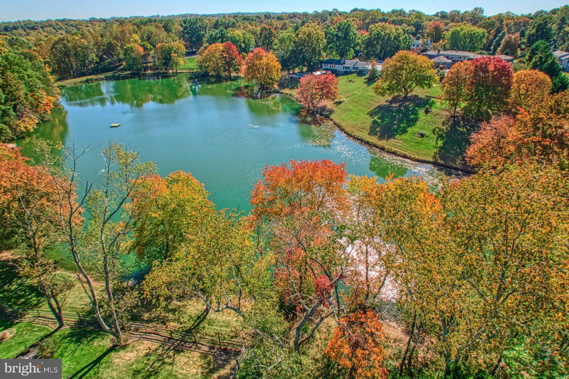 FOX LAKE - Residential