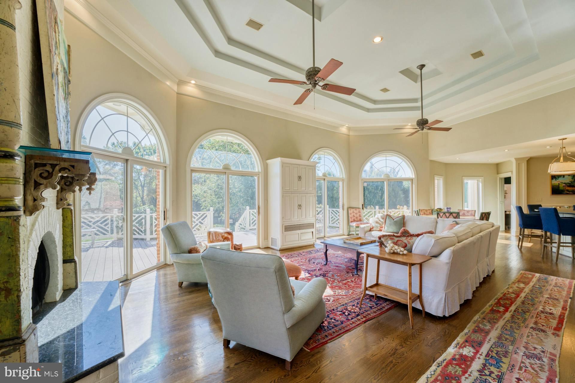 FOX LAKE - Residential