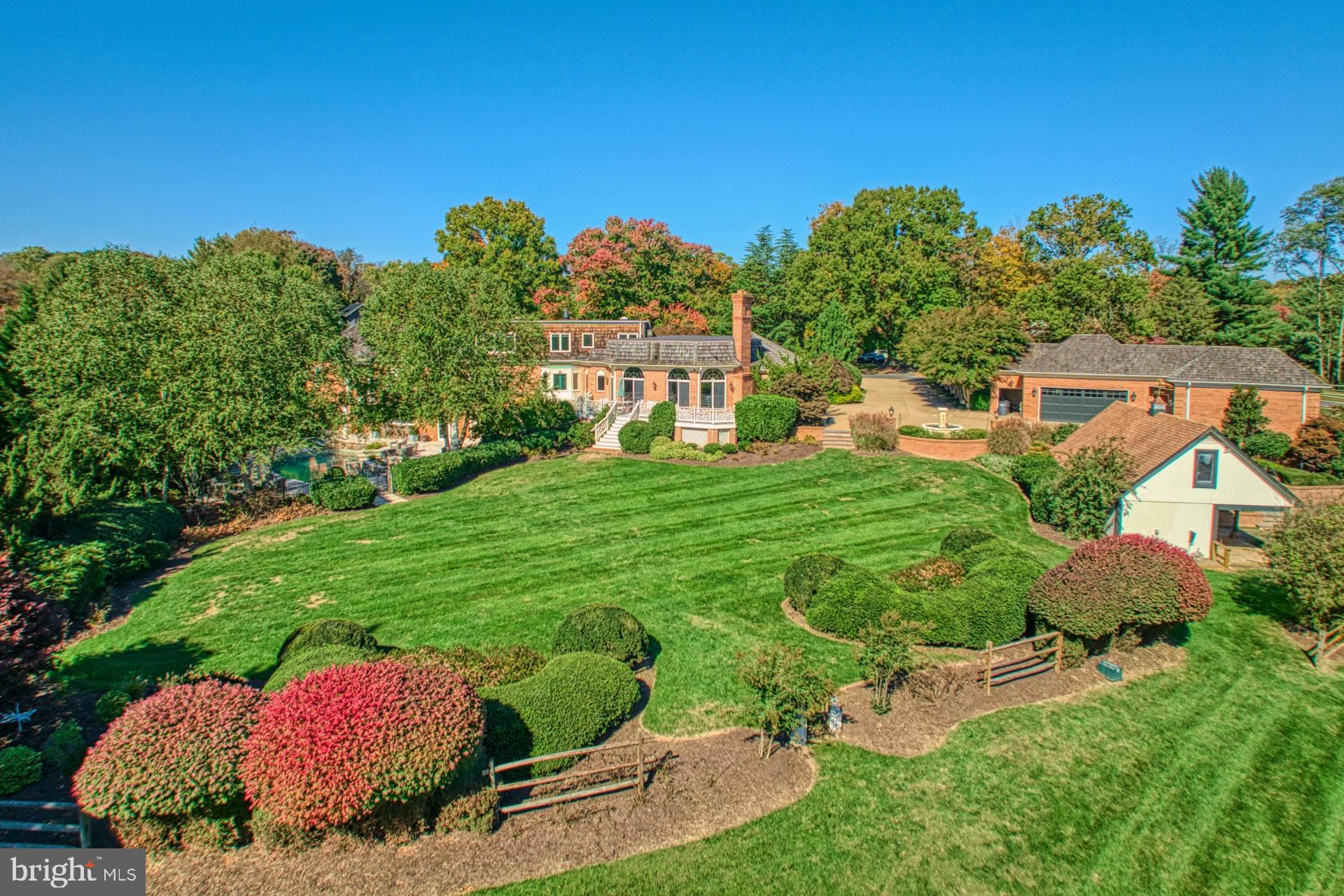 FOX LAKE - Residential