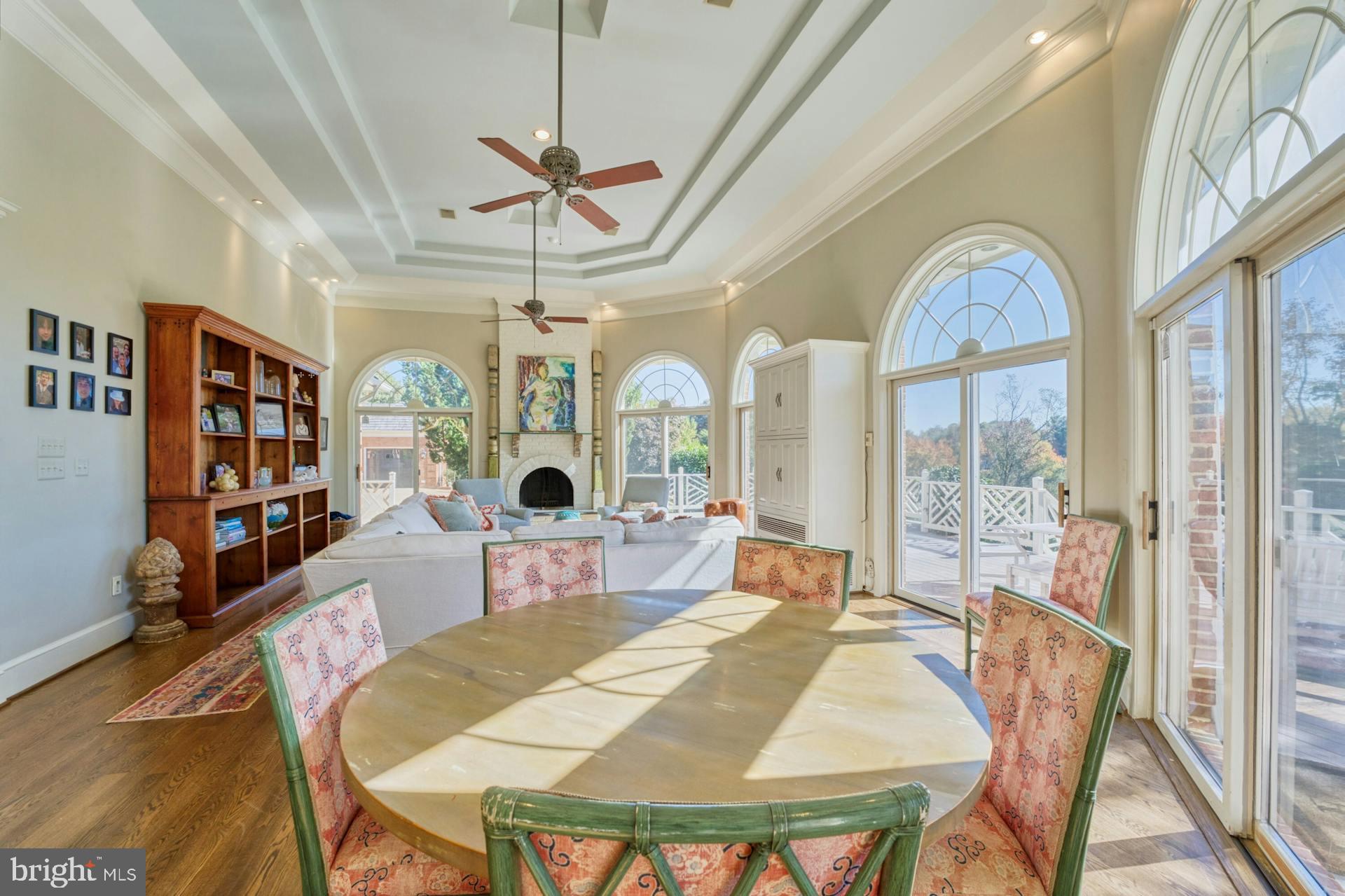 FOX LAKE - Residential