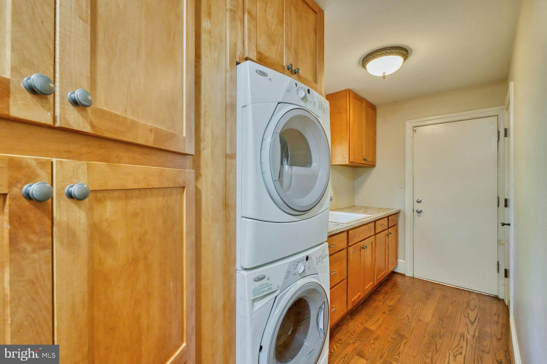 FOX LAKE - Residential