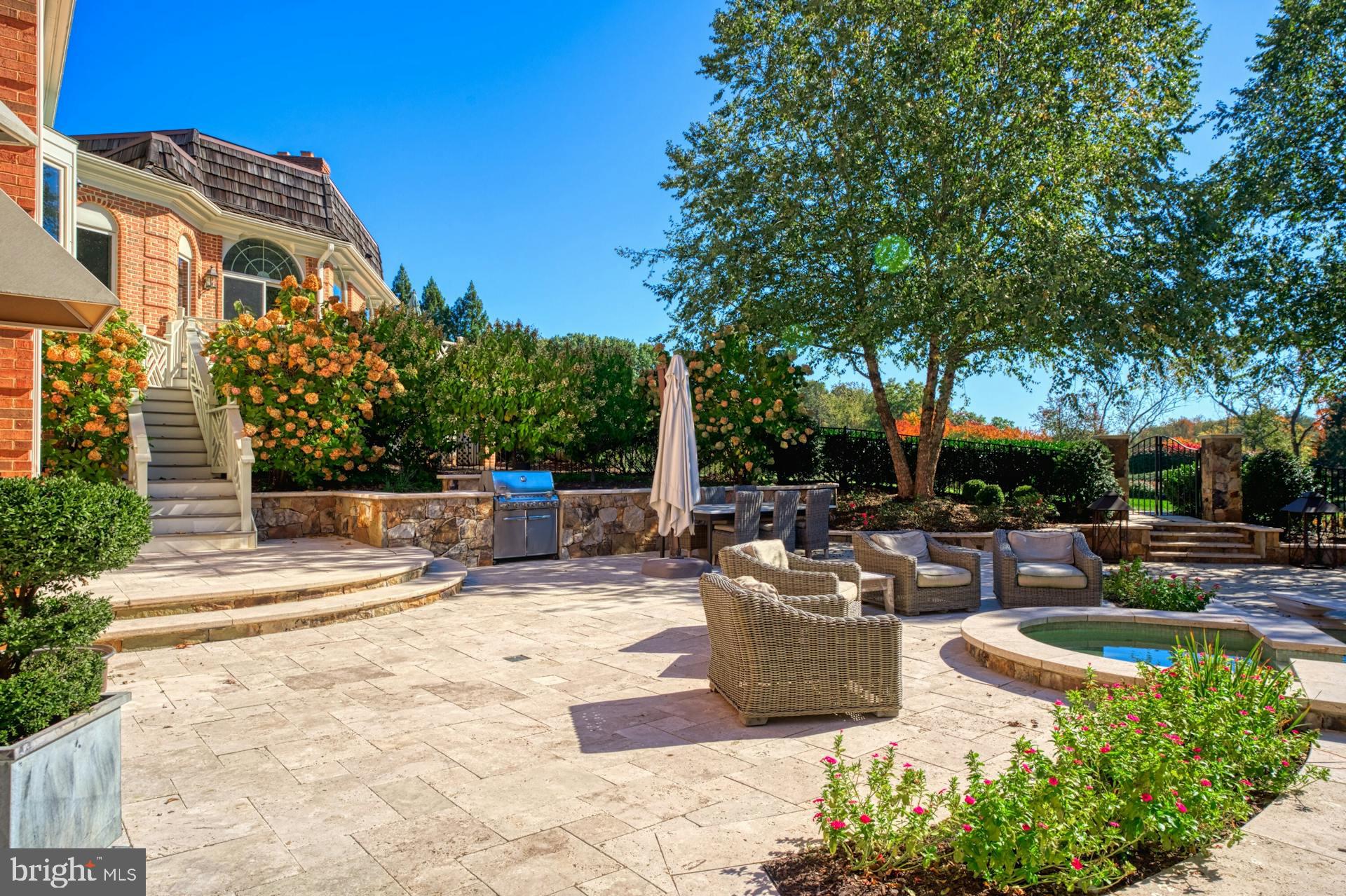 FOX LAKE - Residential