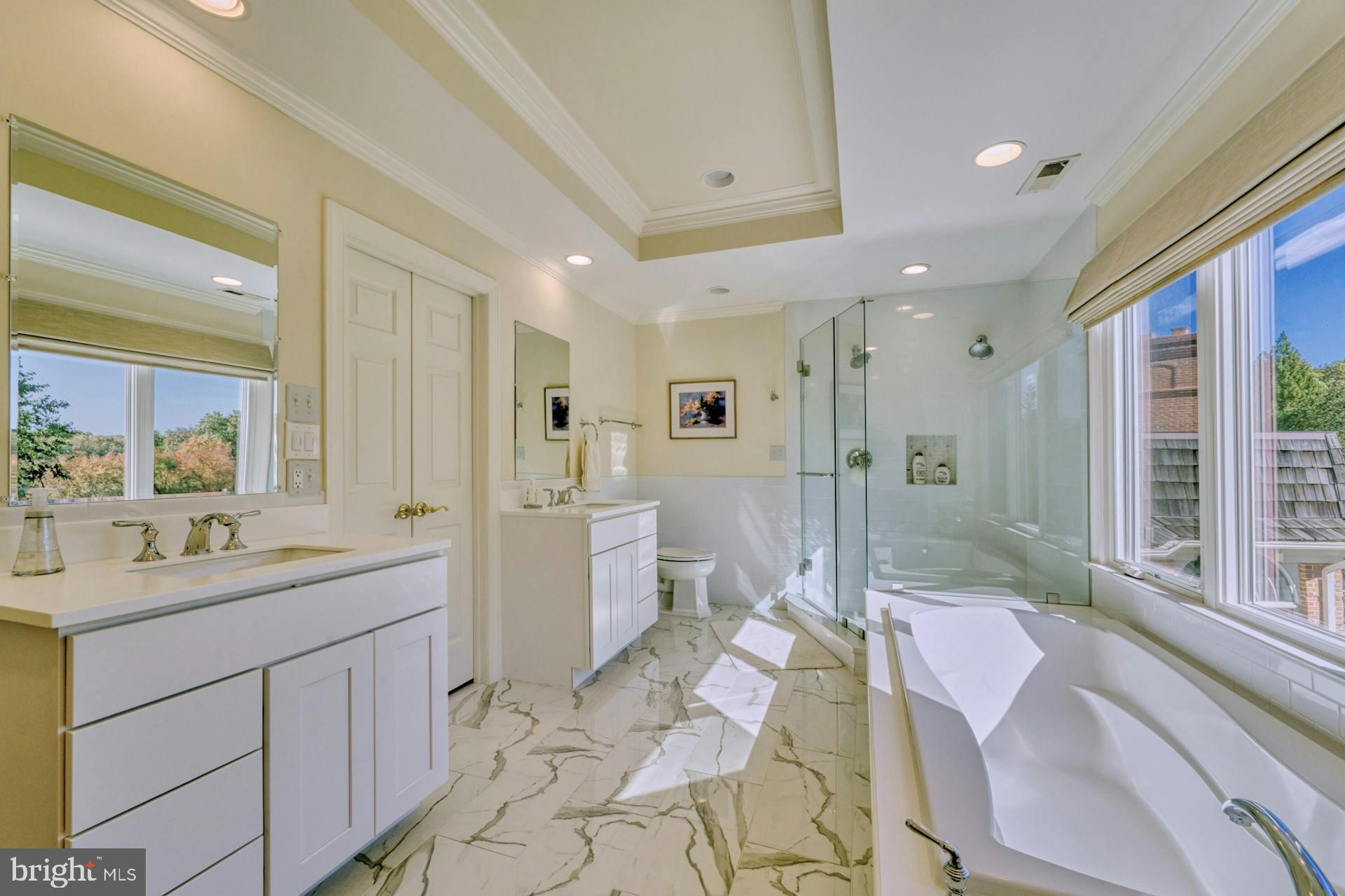 FOX LAKE - Residential