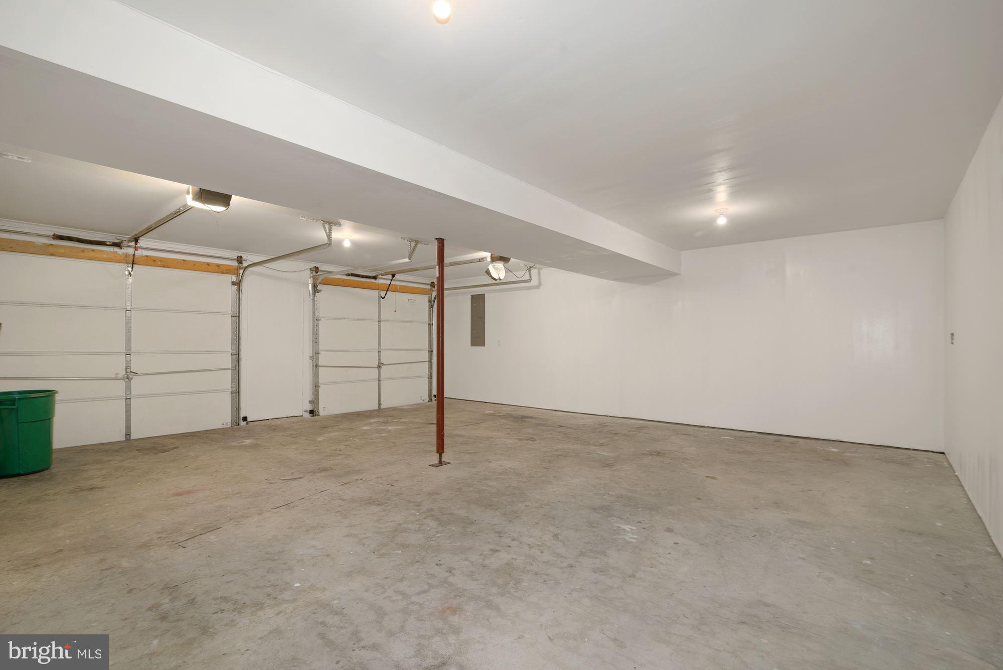 SYCAMORE VILLAGE - Residential