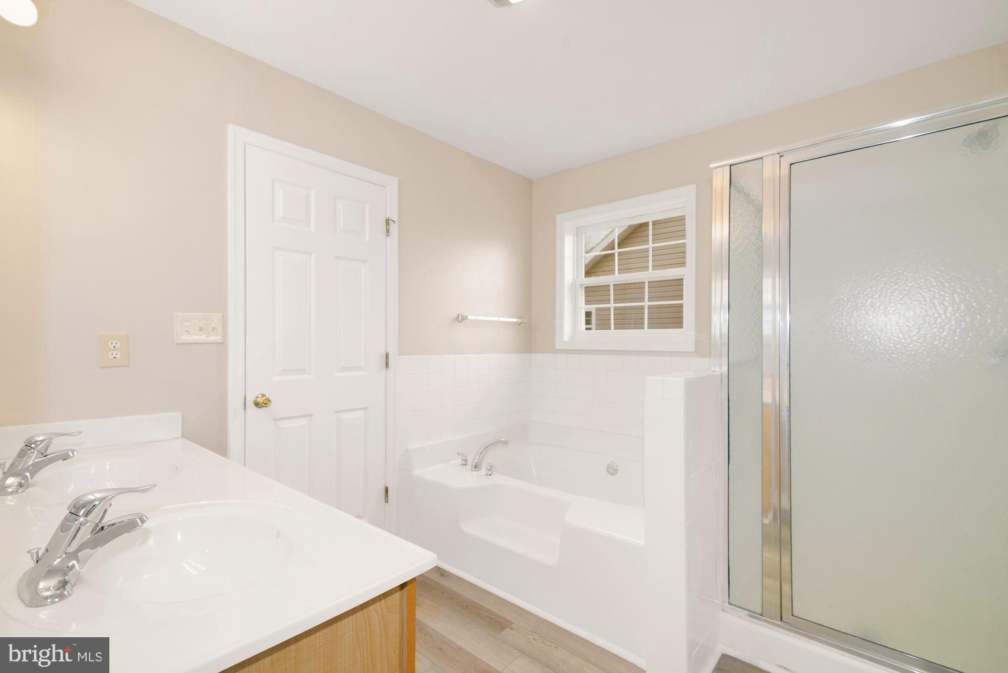 SYCAMORE VILLAGE - Residential