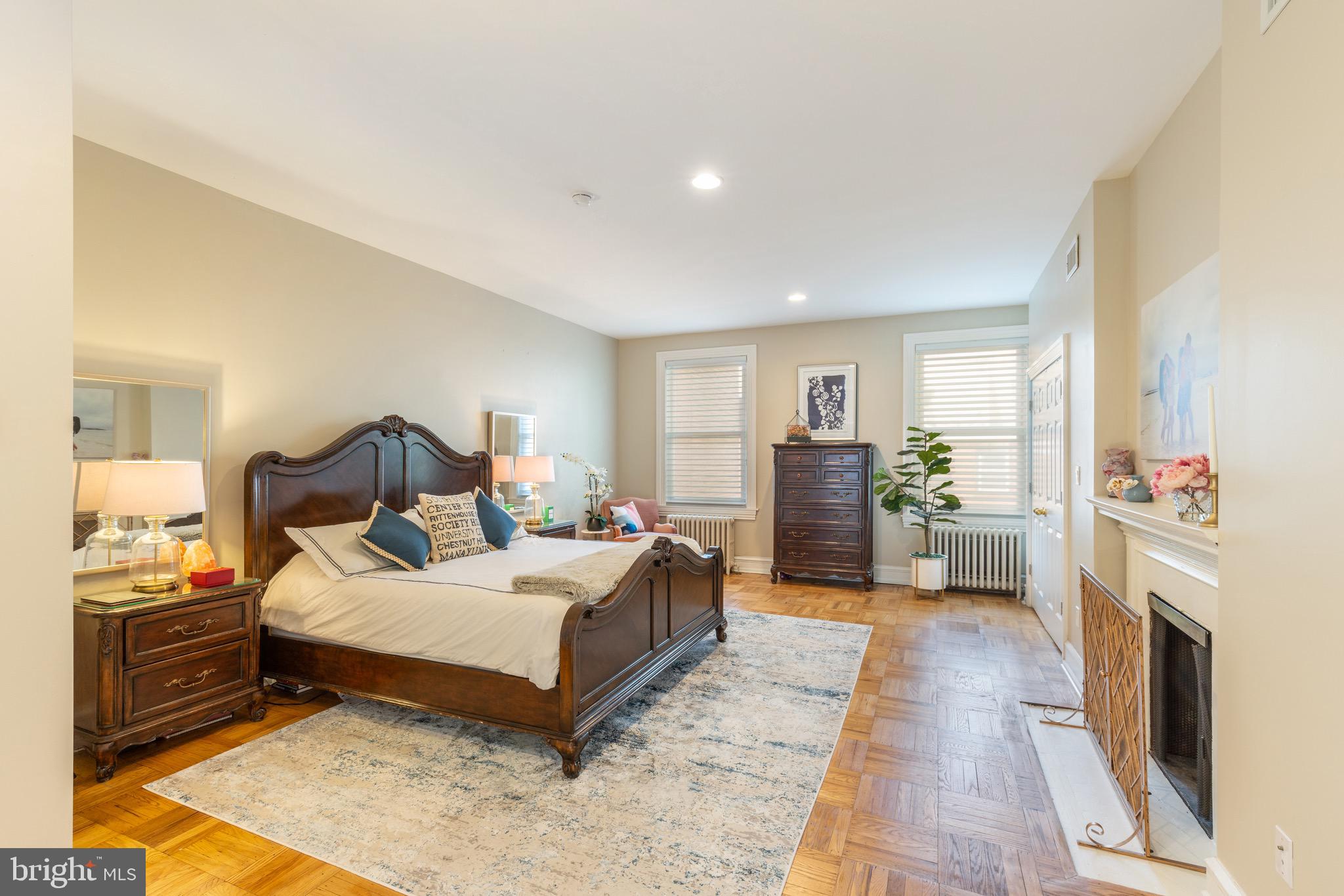 RITTENHOUSE SQUARE - Residential