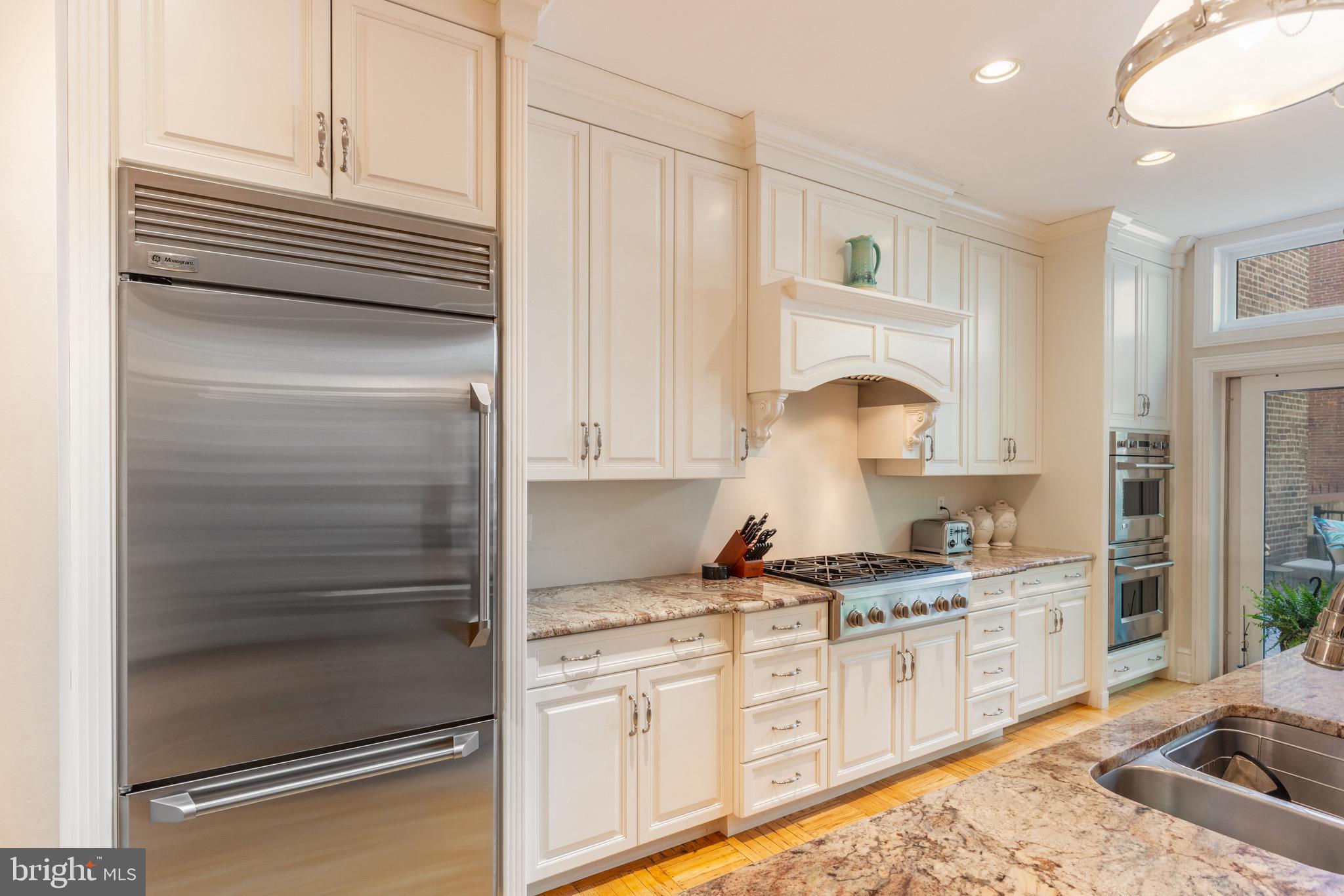 RITTENHOUSE SQUARE - Residential