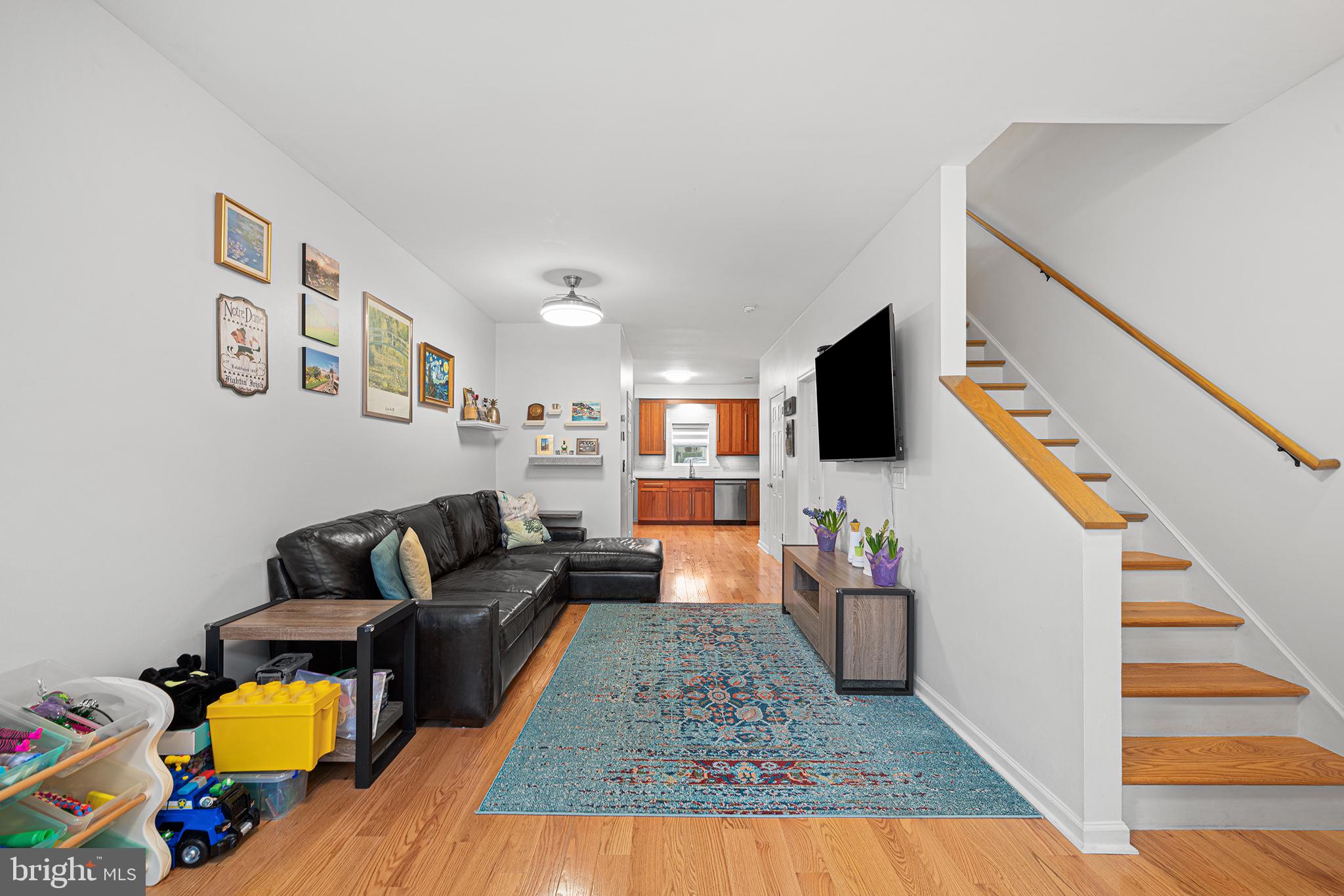 ART MUSEUM AREA - Residential