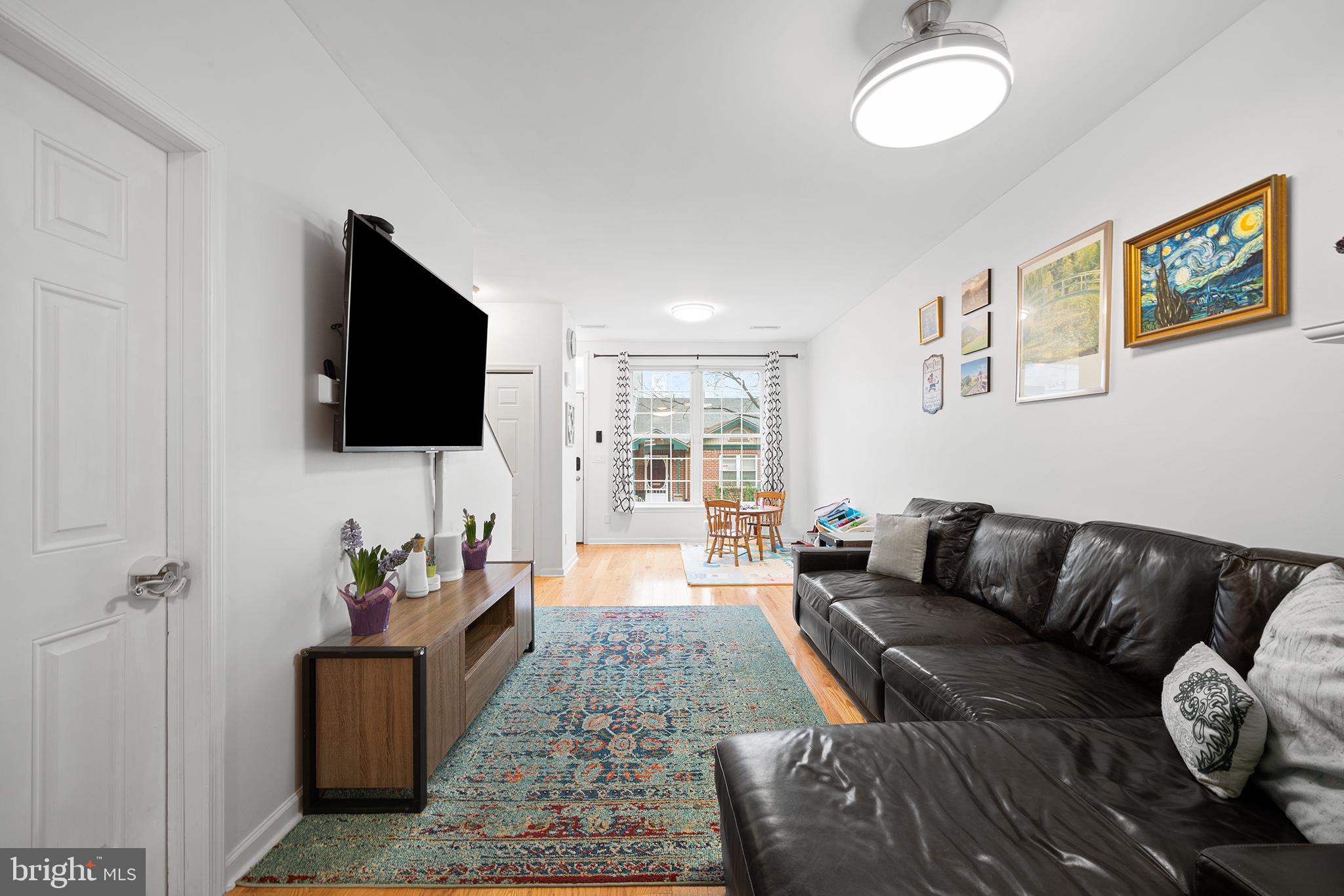 ART MUSEUM AREA - Residential