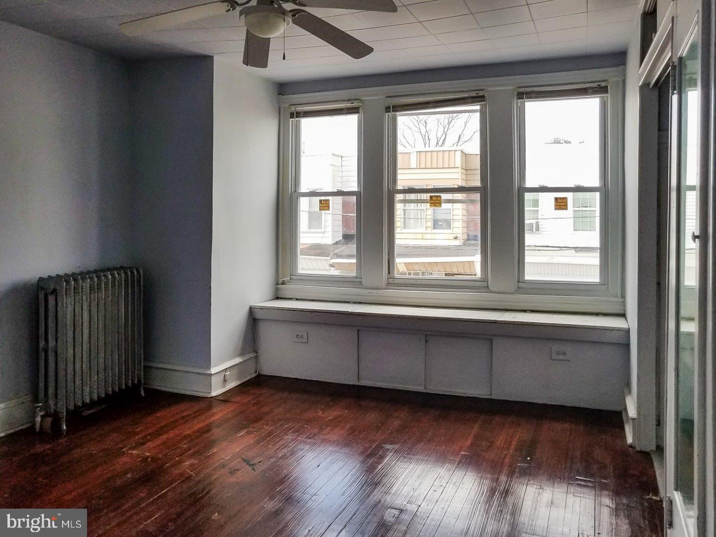 COBBS CREEK - Residential