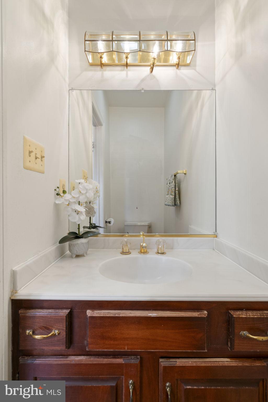 CEDAR CLUSTER TWNHSE - Residential