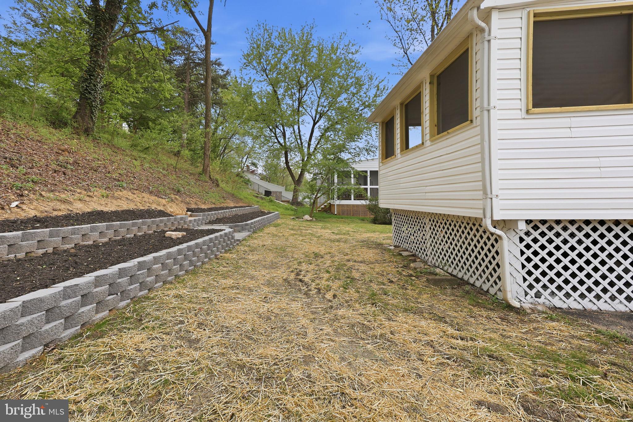 DALE CITY - Residential