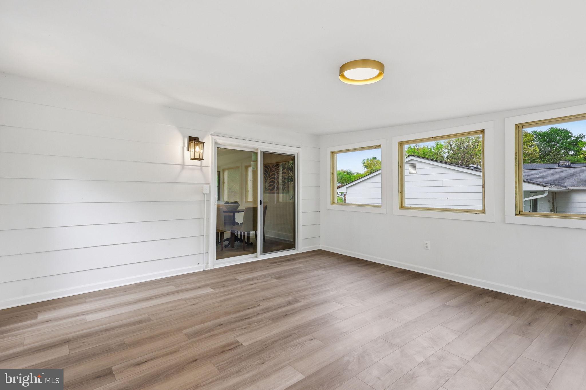 DALE CITY - Residential