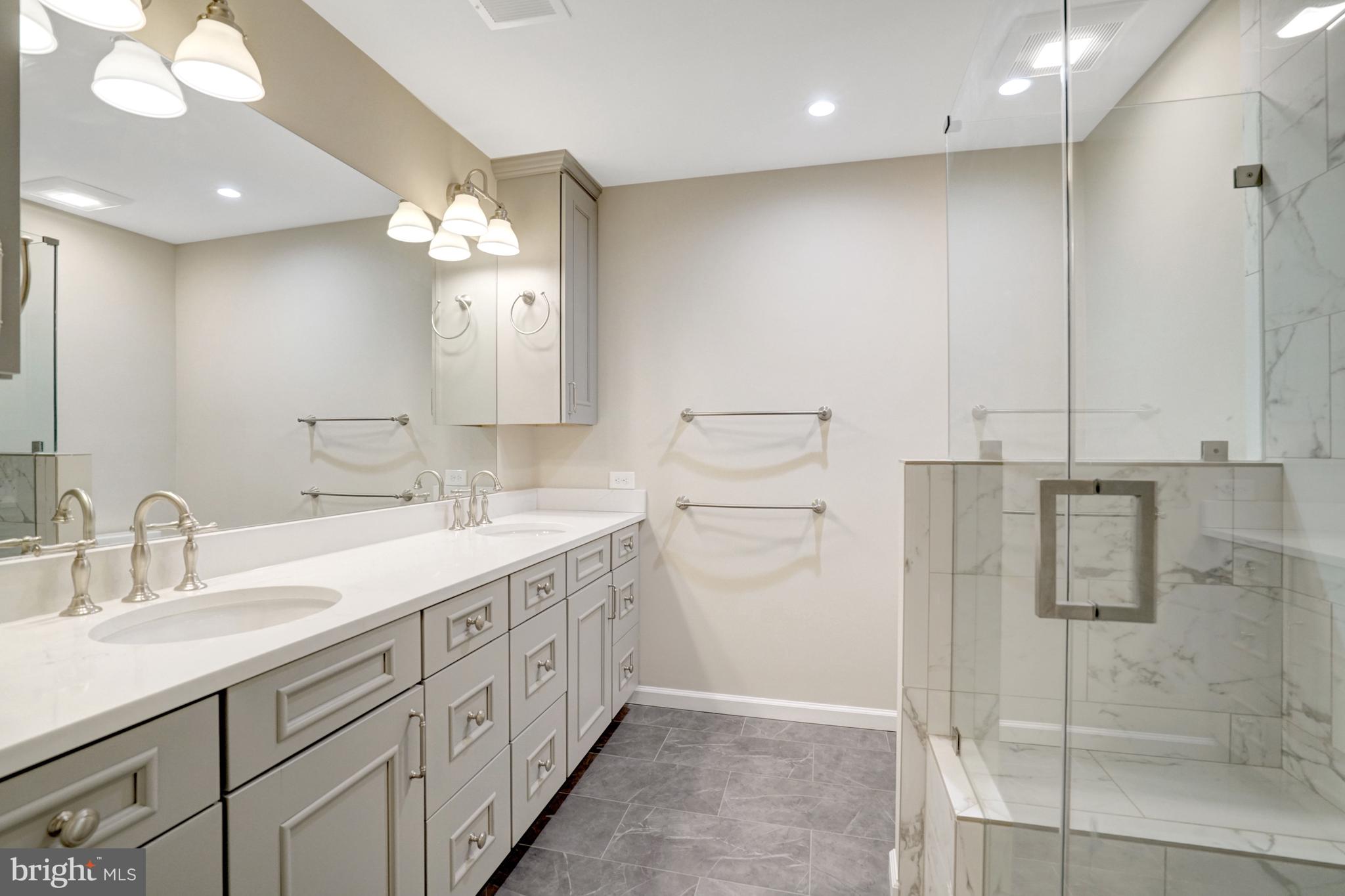 CHARLESTOWN - Residential