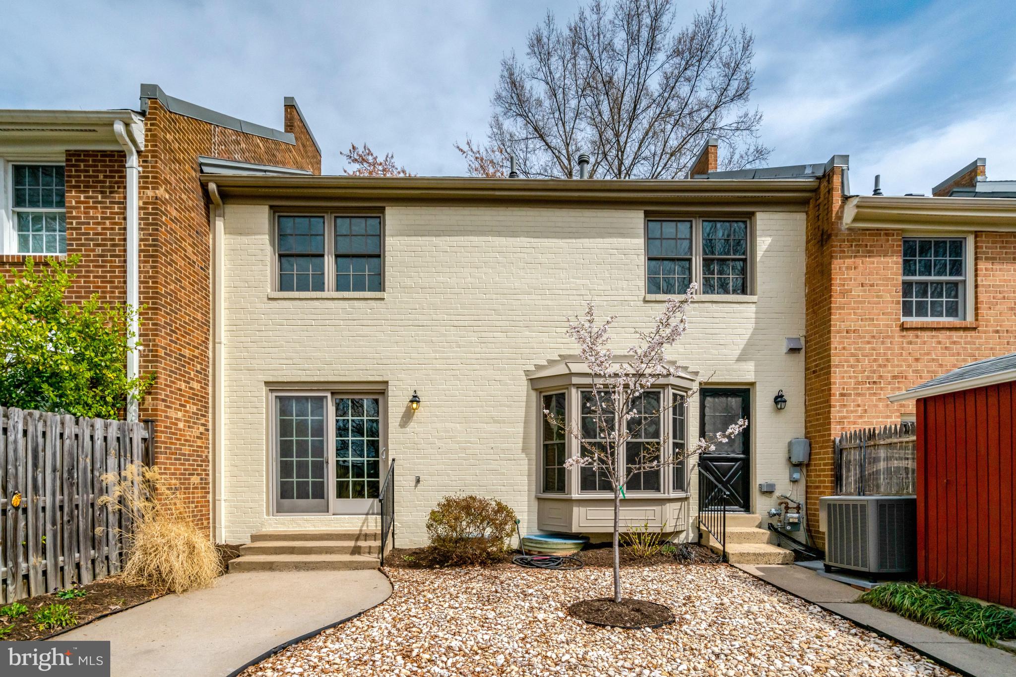 CHARLESTOWN - Residential