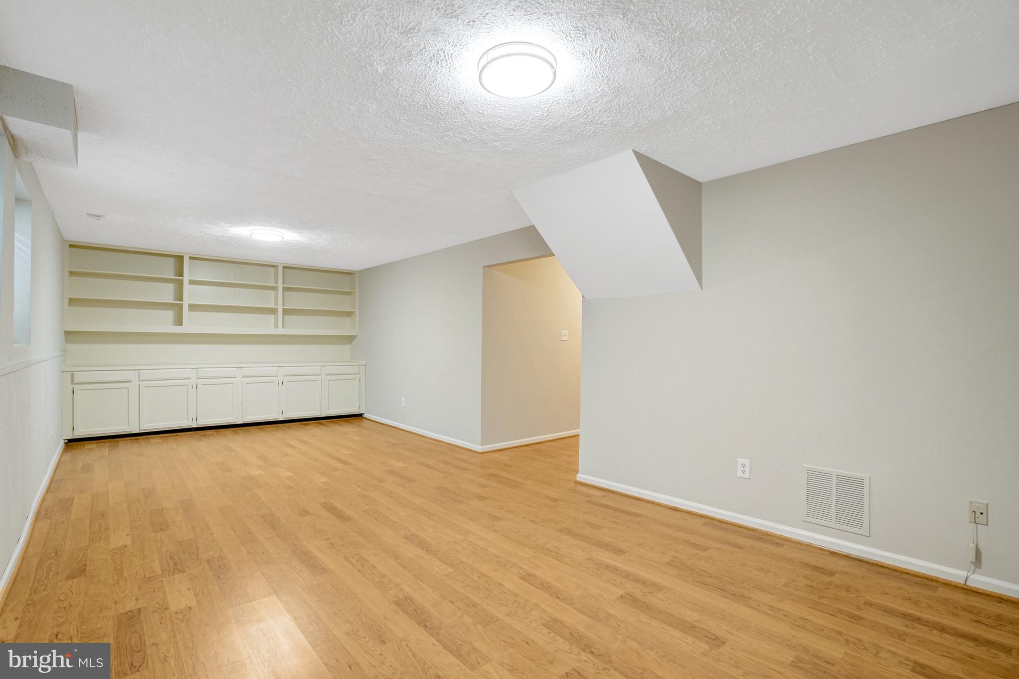 CHARLESTOWN - Residential