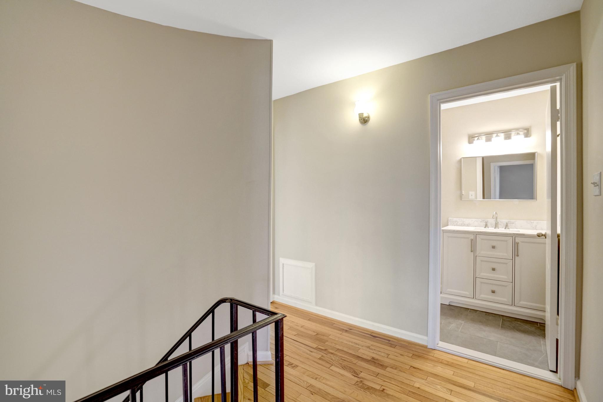 CHARLESTOWN - Residential