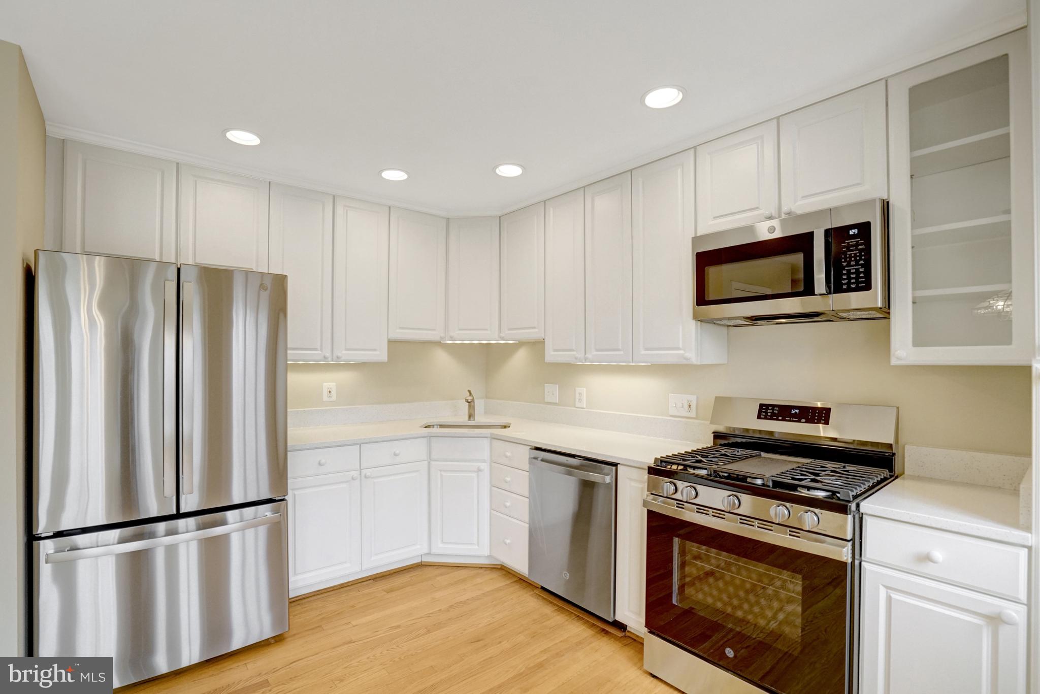 CHARLESTOWN - Residential